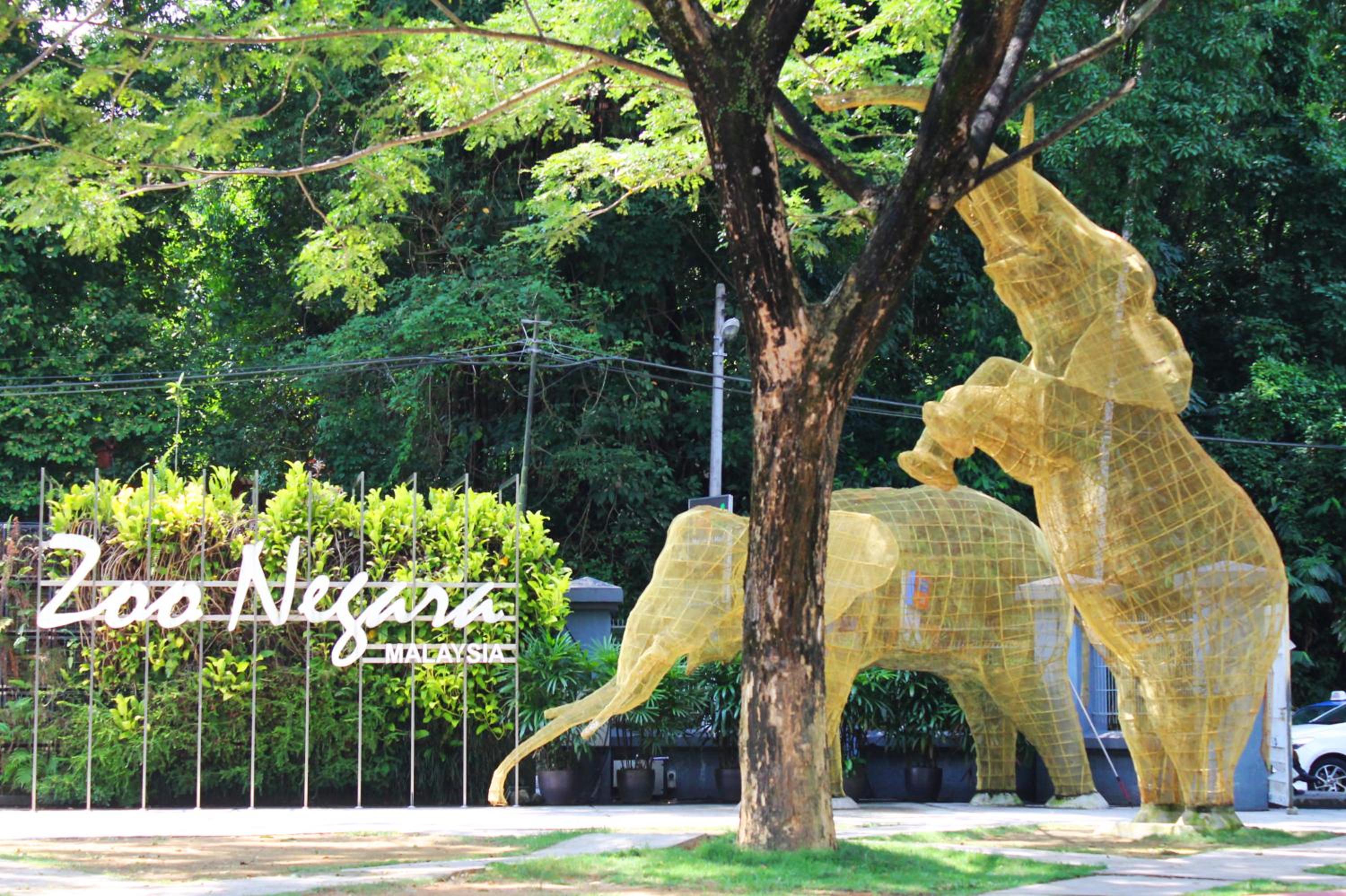 KL COSY CONDO - NEW Stylish home above KL East Mall