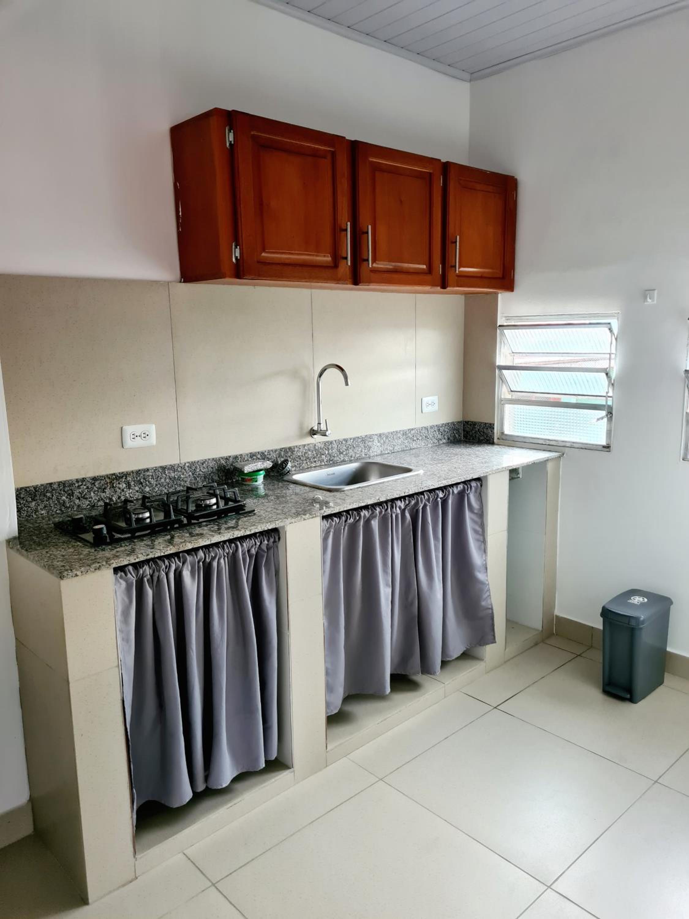 Kanaq Hotel Tours