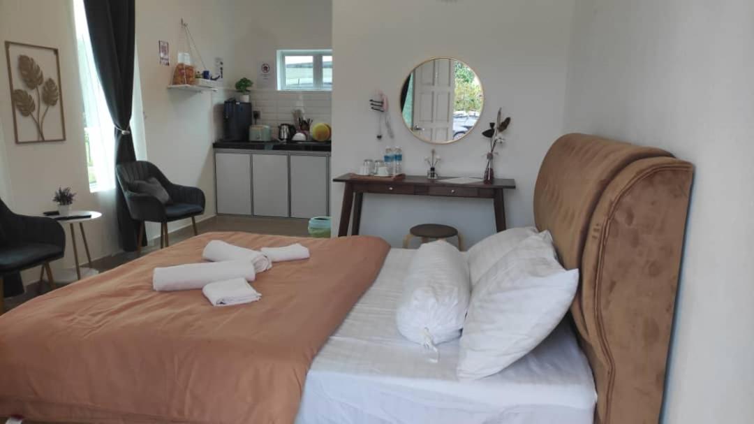 D'LaMar Homestay photo 8