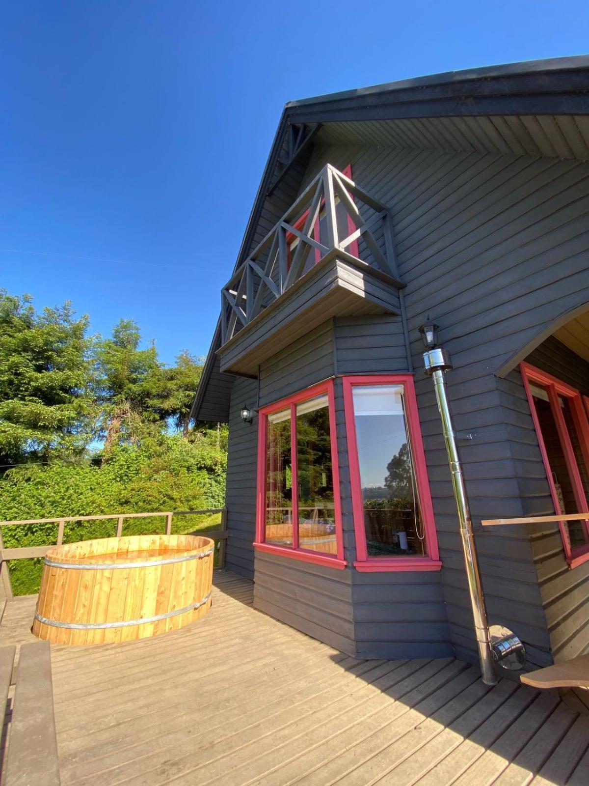 CIPRES Ecolodge & Spa