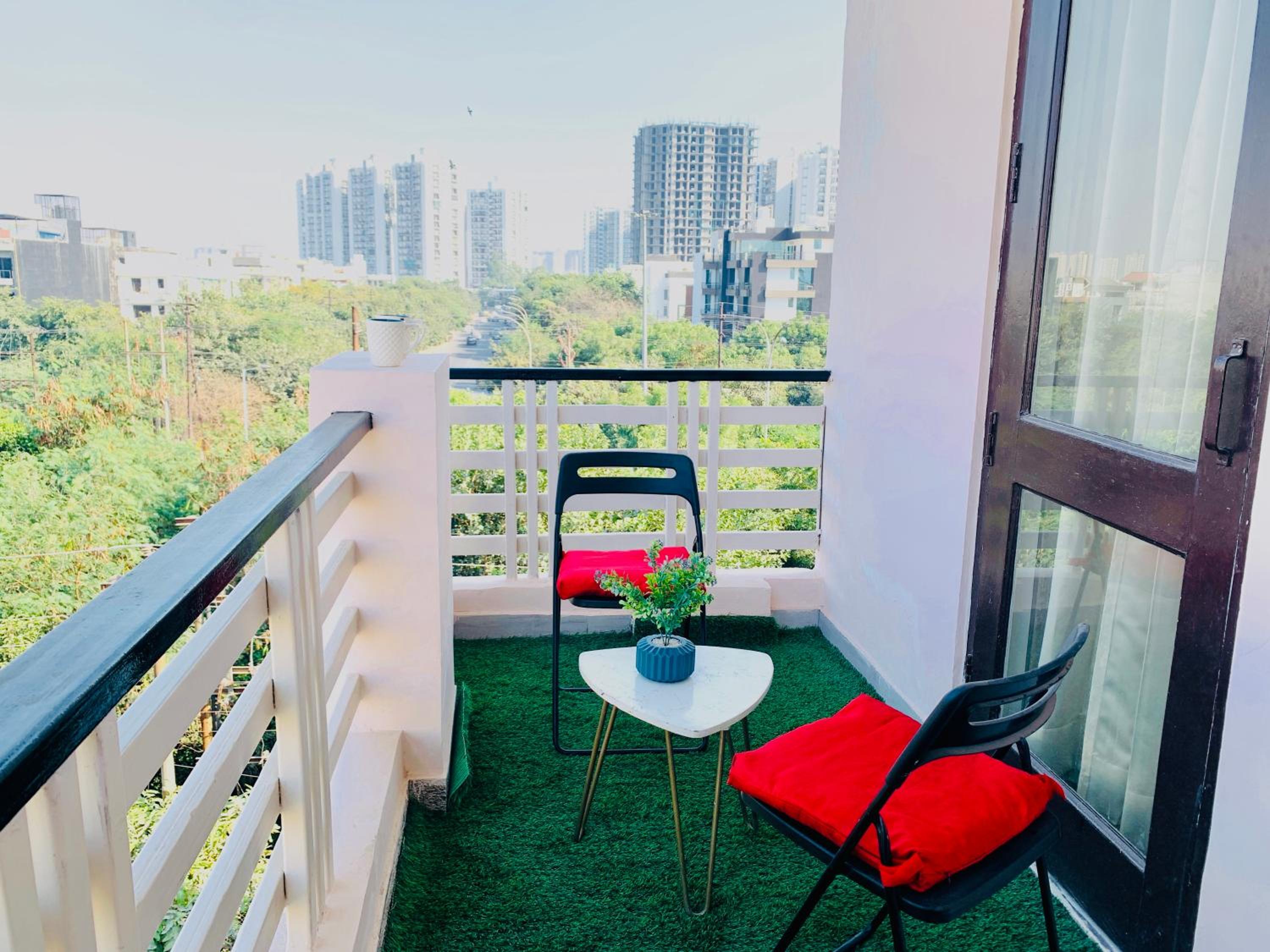balance & terrace