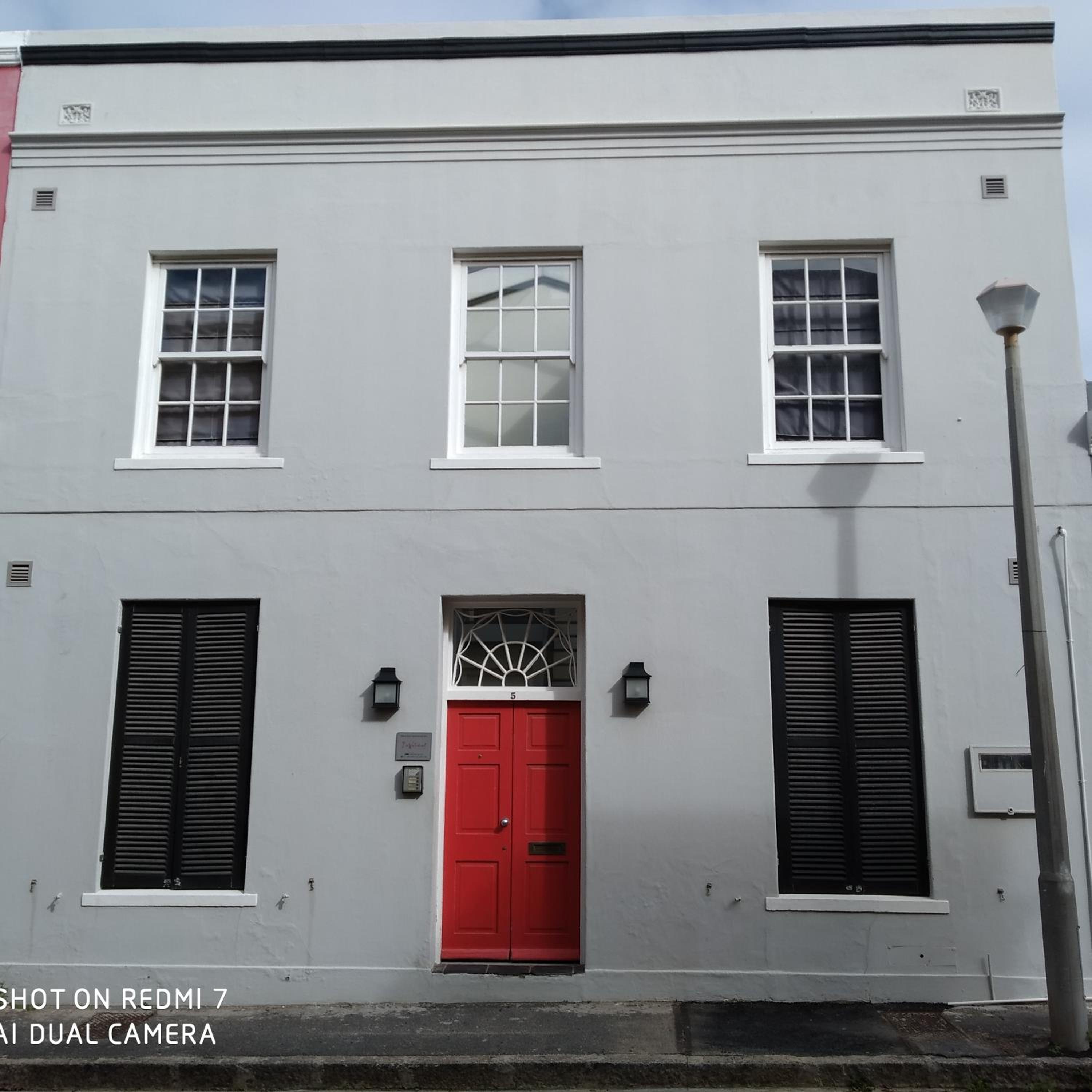 Lovely one bedroom open plan apartment