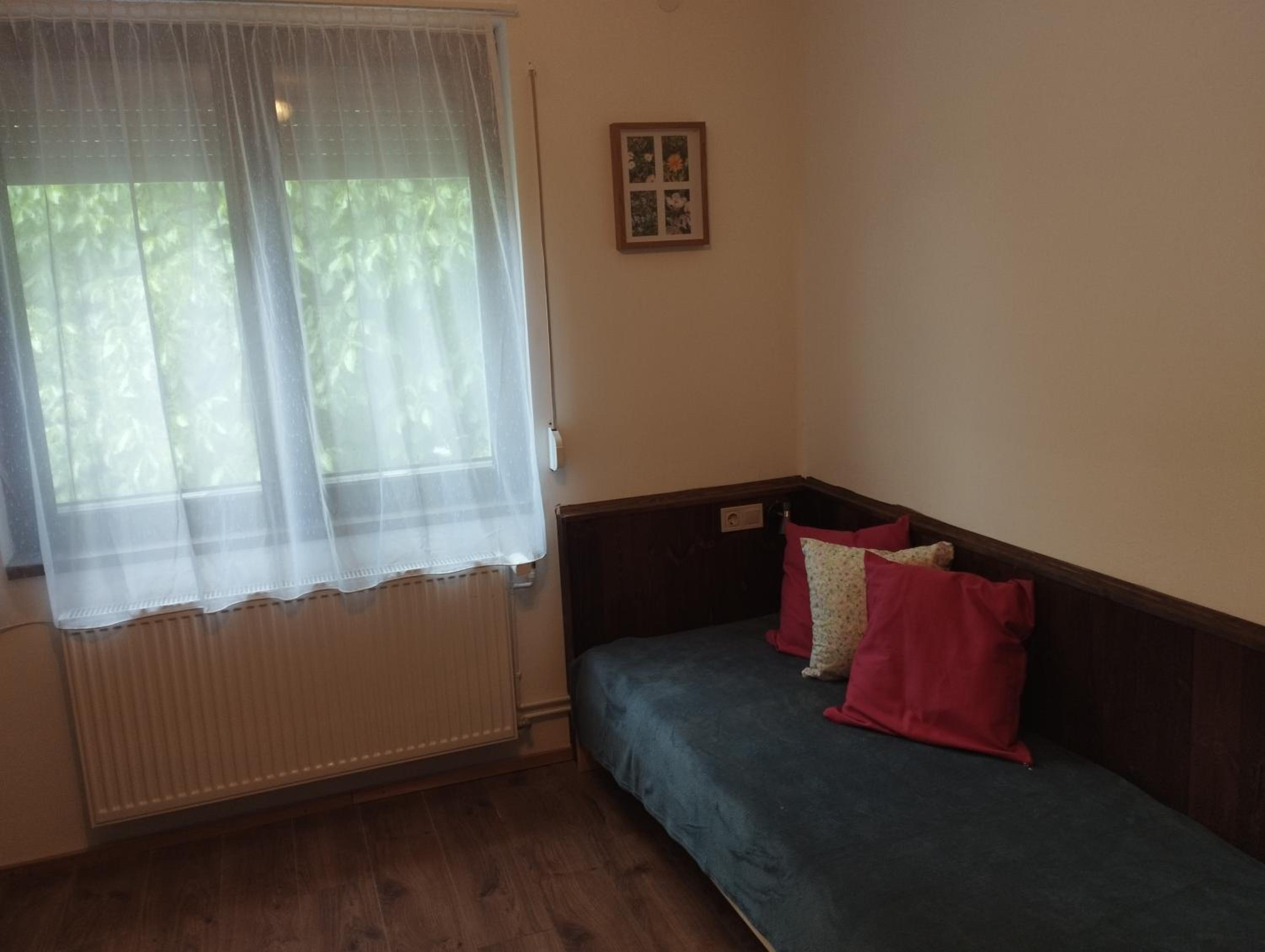 Photo 27