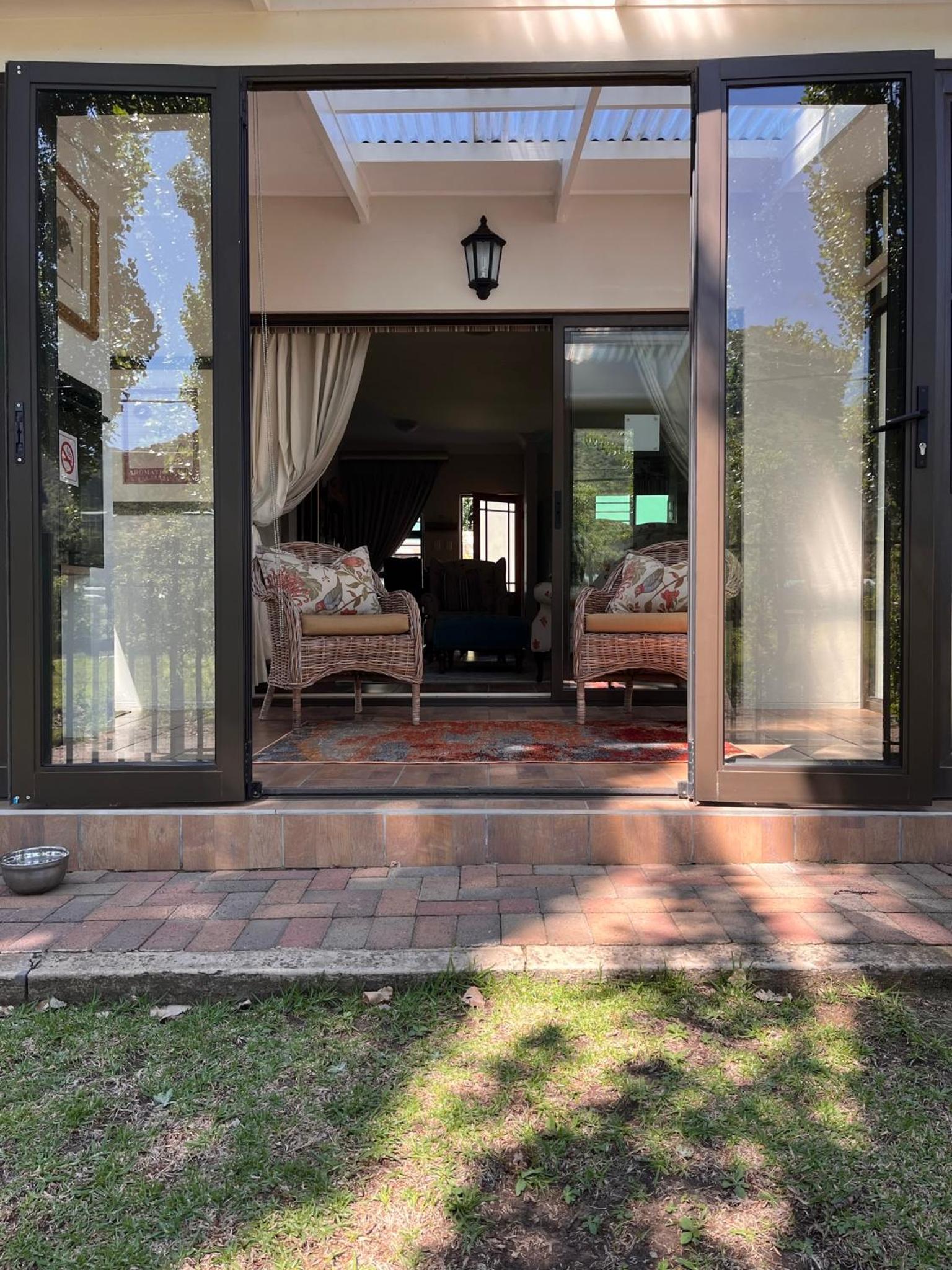 Titanic Rock Self Catering Clarens view 3