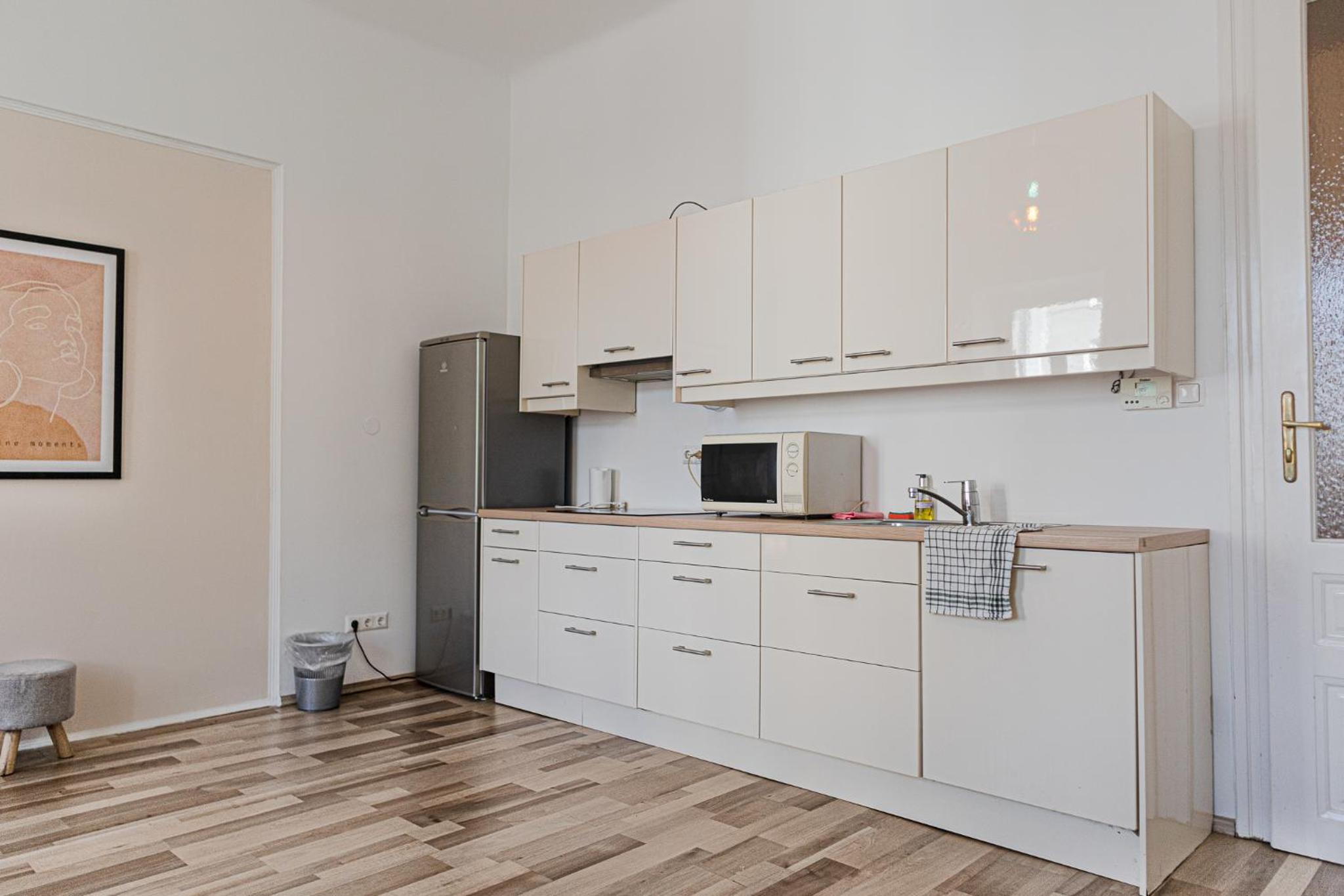 Bright & Stylish, 2 Neighboring Apartments - 4BRs