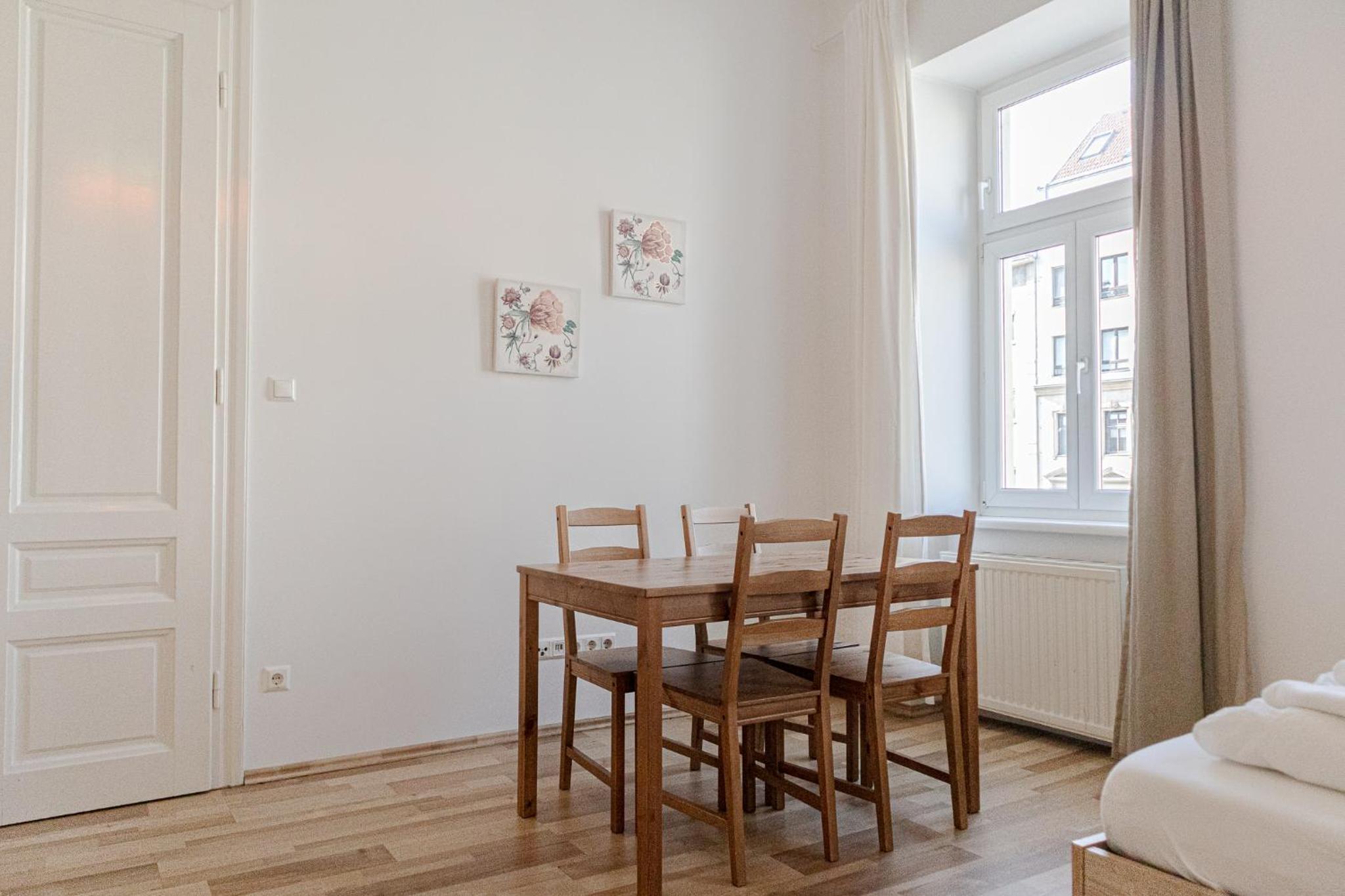 Bright & Stylish, 2 Neighboring Apartments - 4BRs