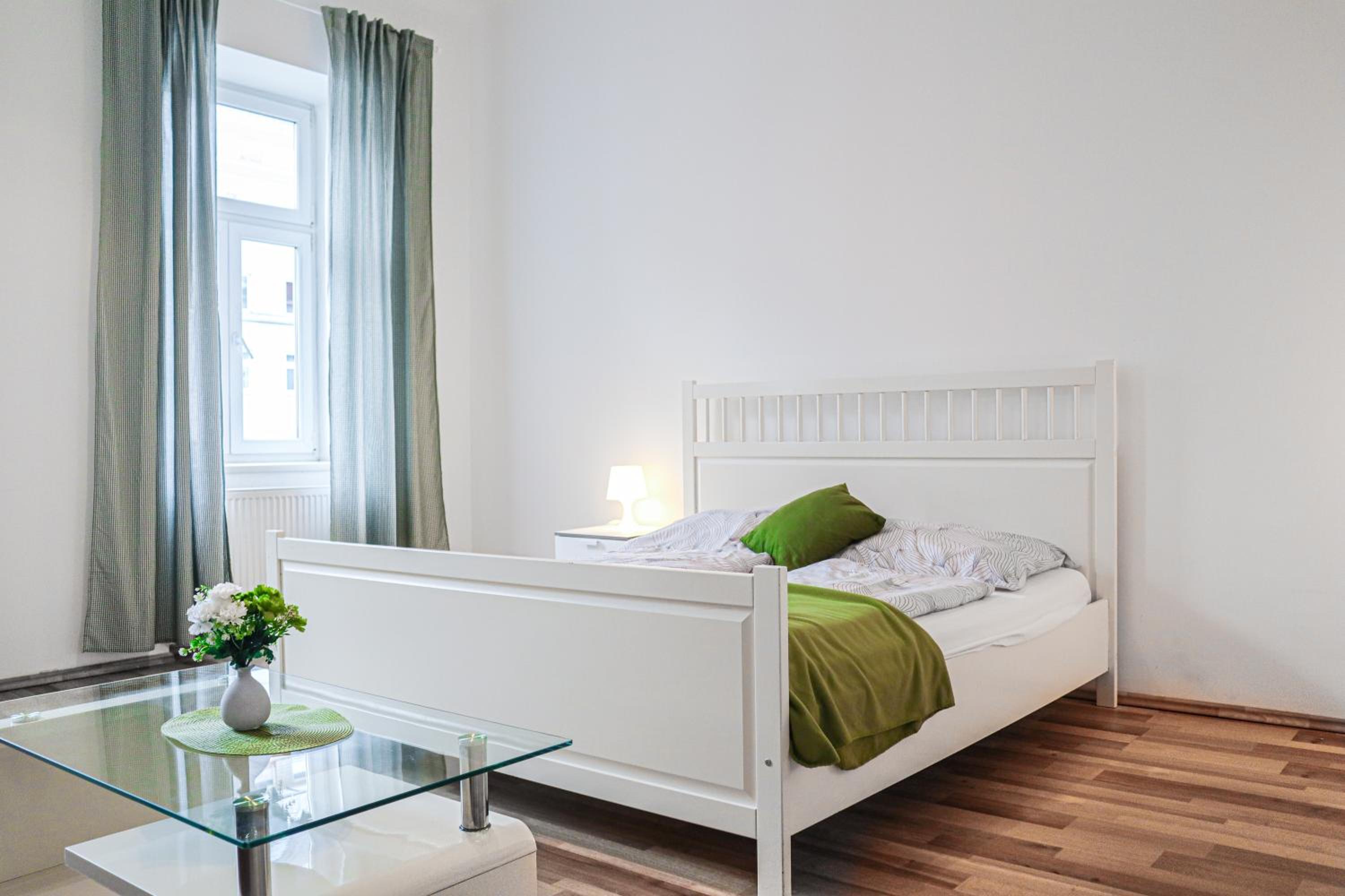 Bright & Stylish, 2 Neighboring Apartments - 4BRs