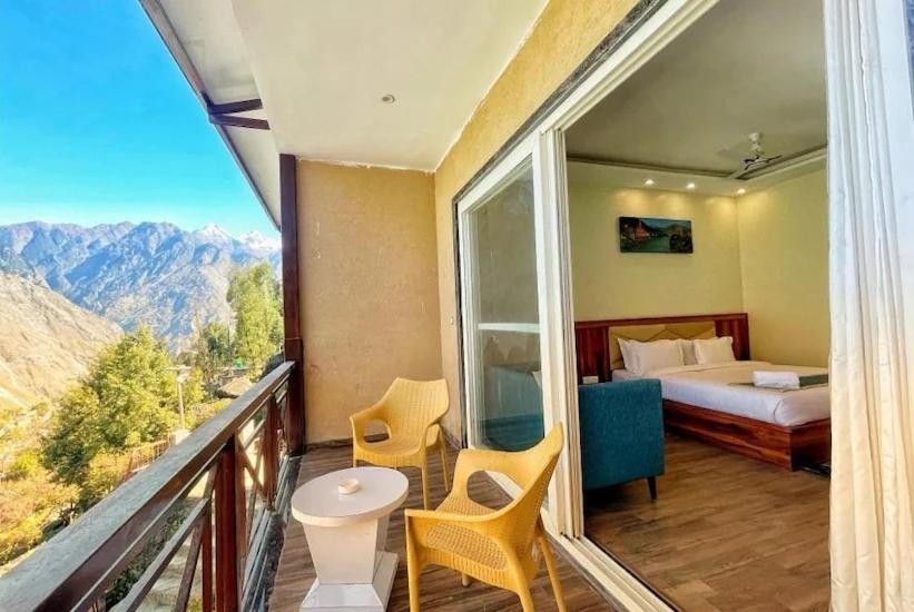 balcony