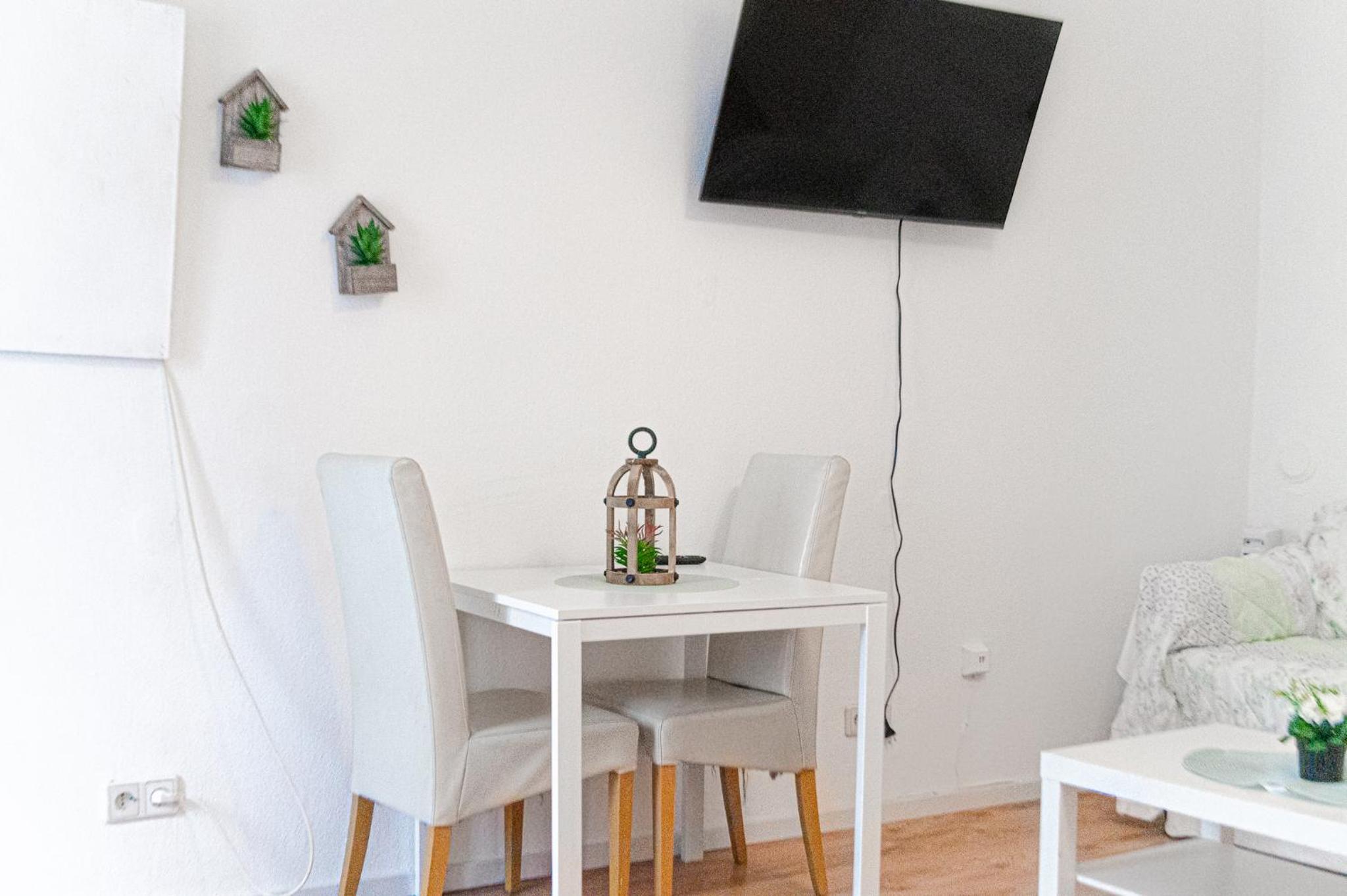 Stunning 2BR Neighboring apts.Perfect for 8 guests