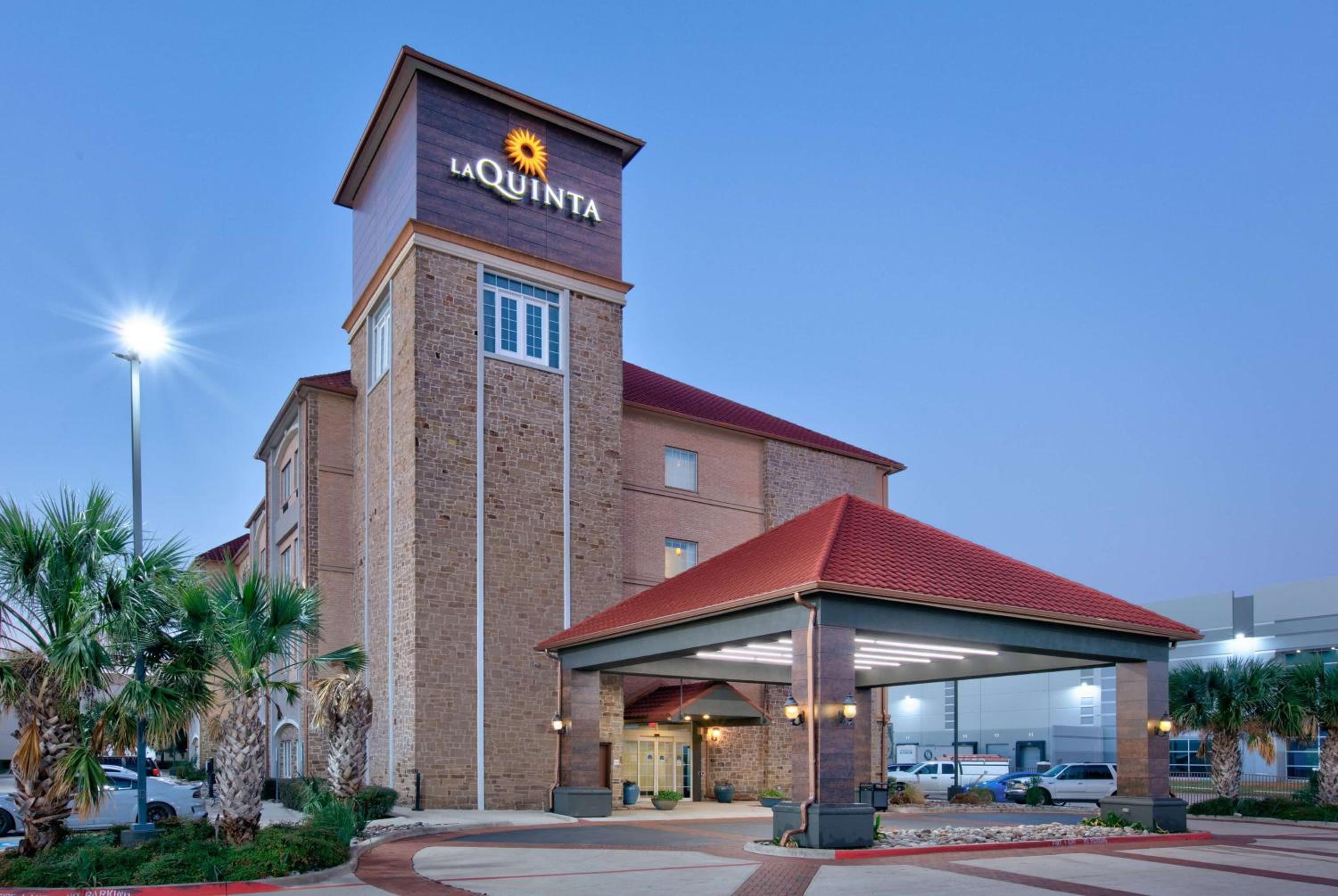 Hotel La Quinta Inn & Suites by Wyndham Dallas Grand Prairie South
