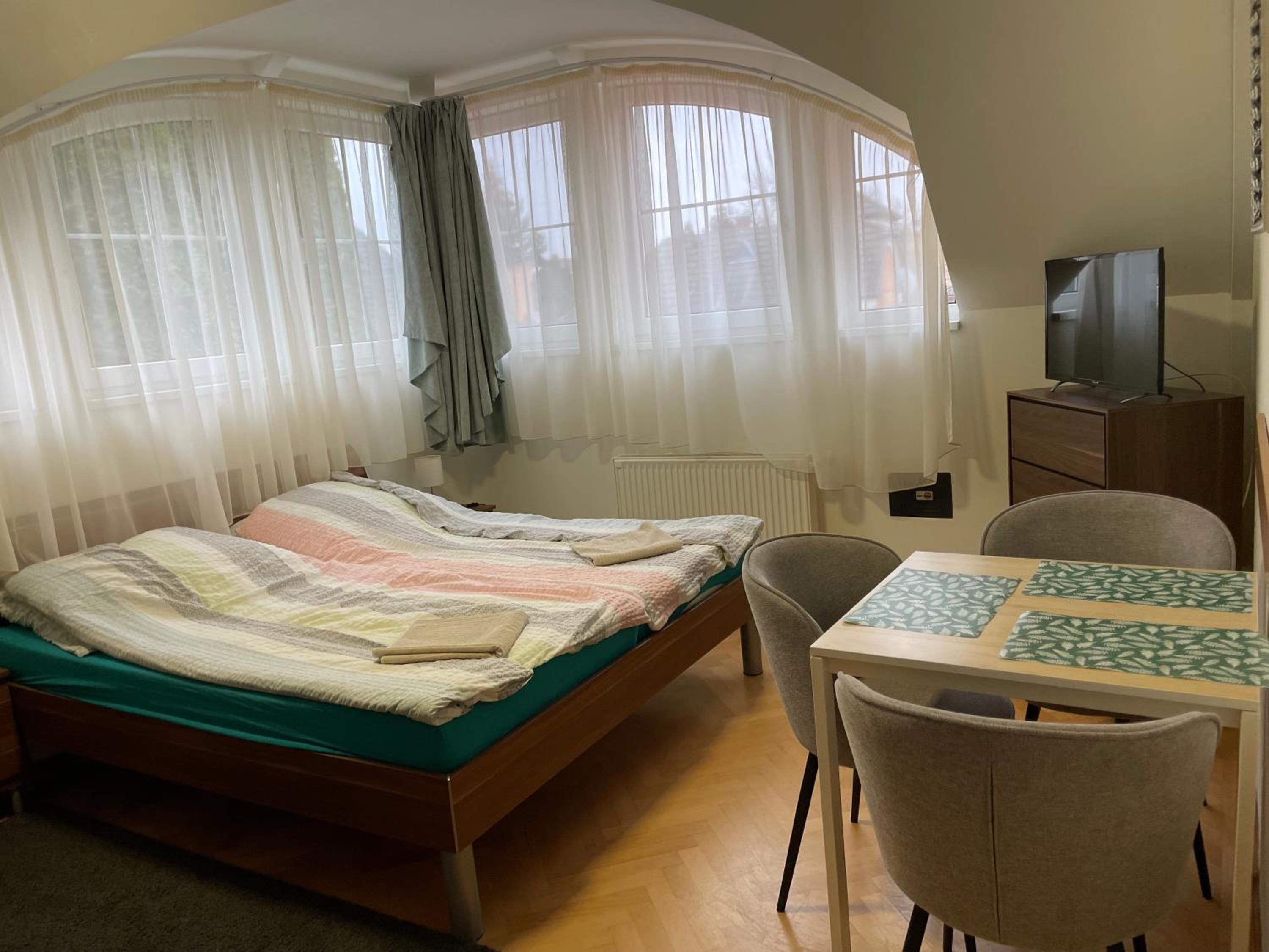 Künszler Apartmanház view 4