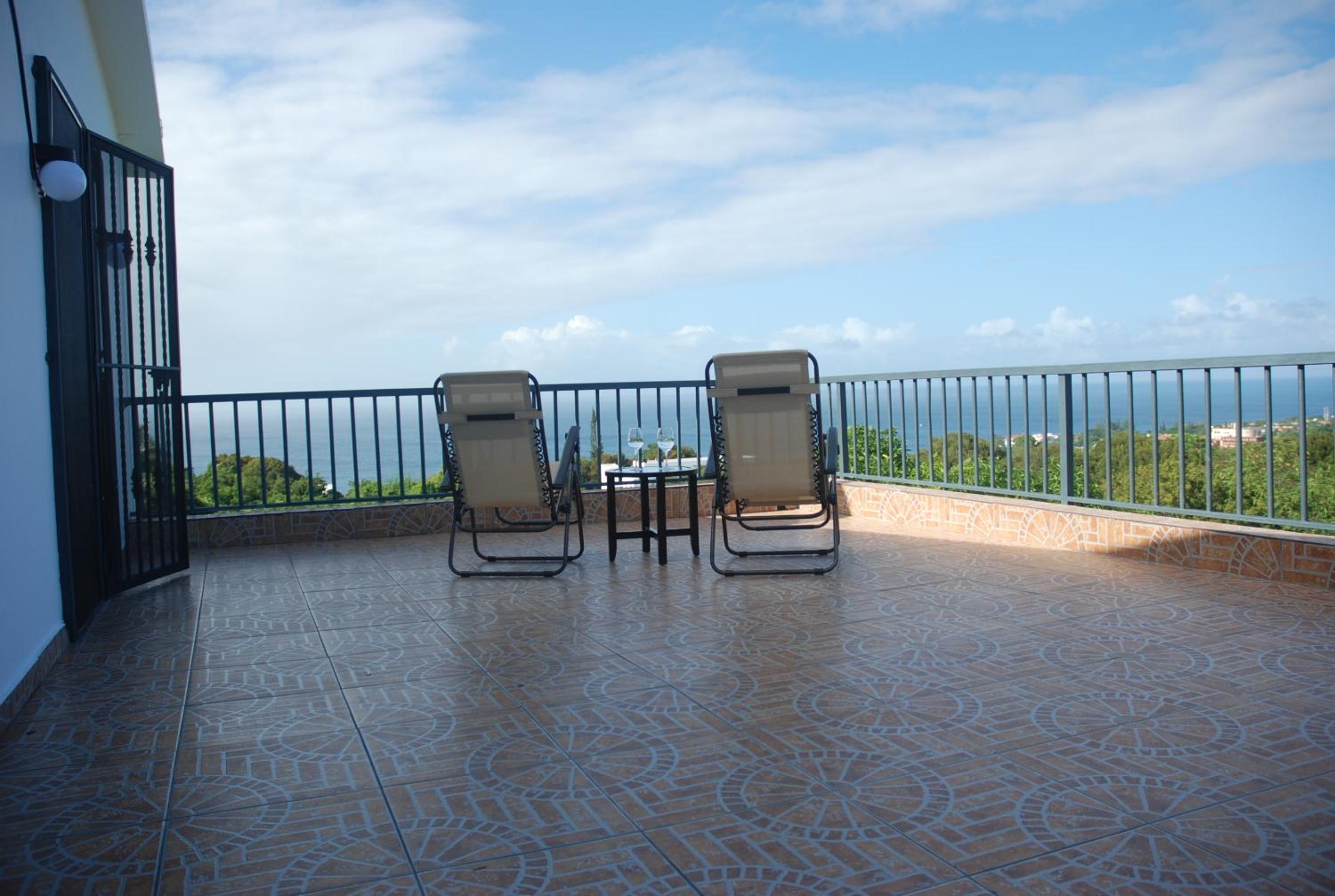 E&J Boutique Residences