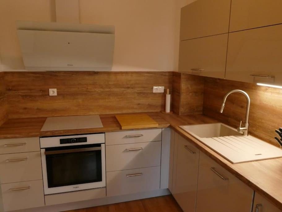 Forest Green Pohorje Apartment