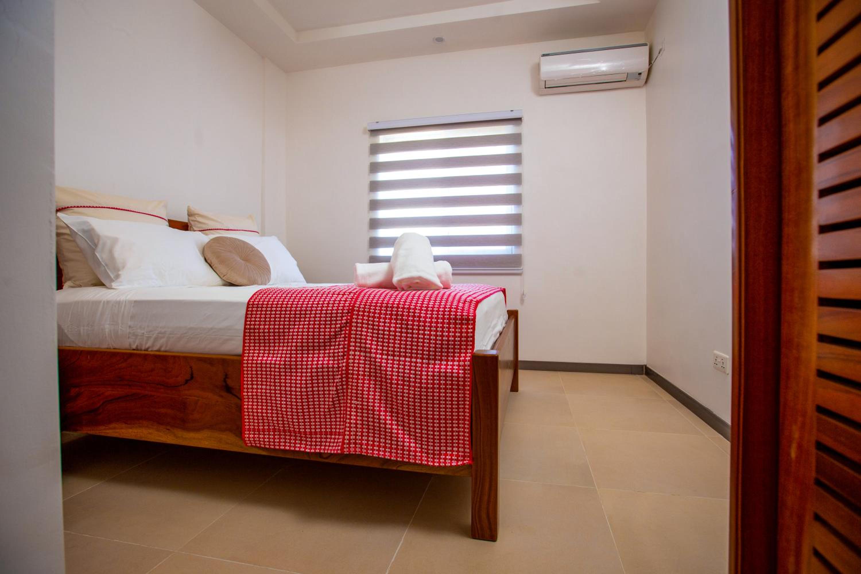 3-Bedroom Apartment in Tema - Chez Akwasi view 5