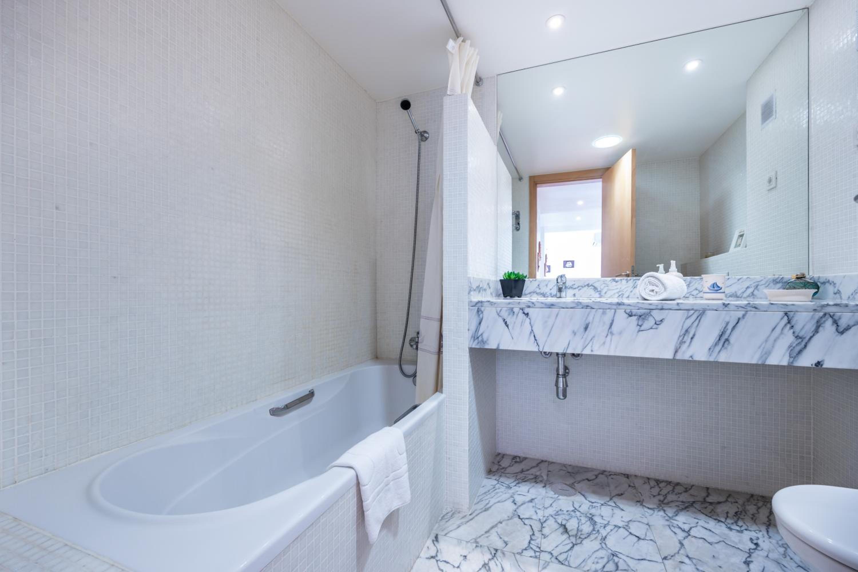 IM On Marina Flat en Lagos — bathroom