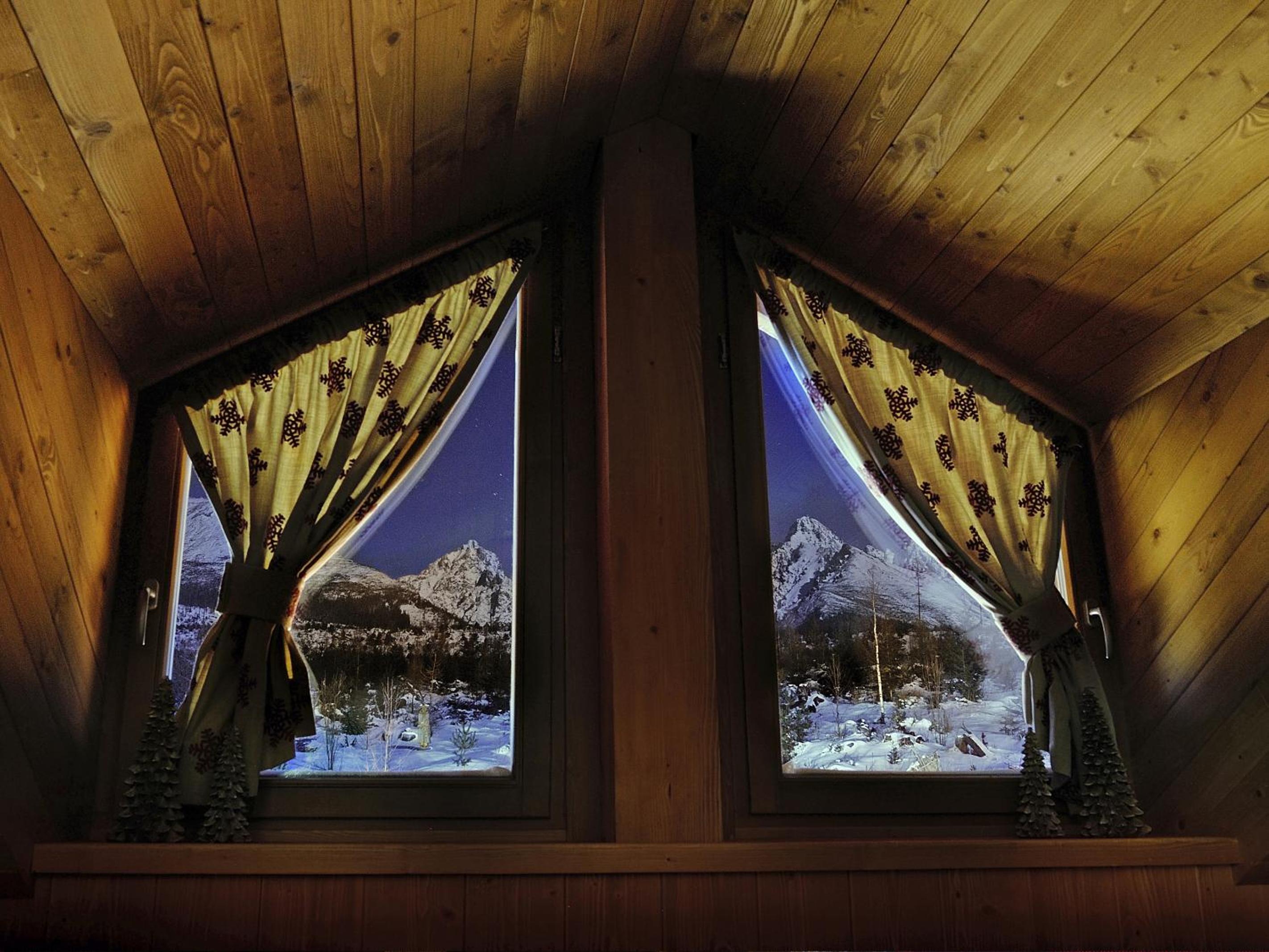 Panoramic Mountain Residence