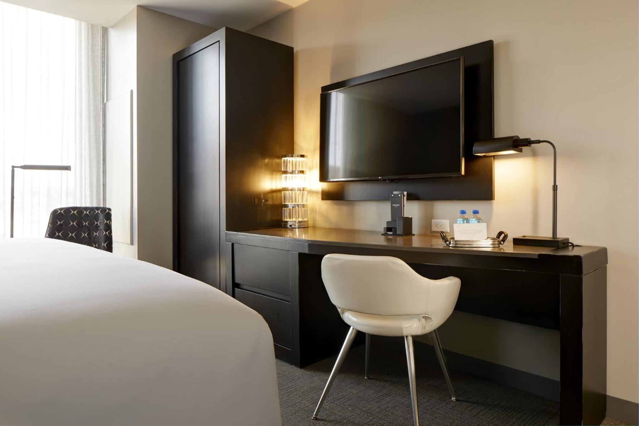 Boston Vacations - Archer Hotel Boston/Burlington - Property Image 3