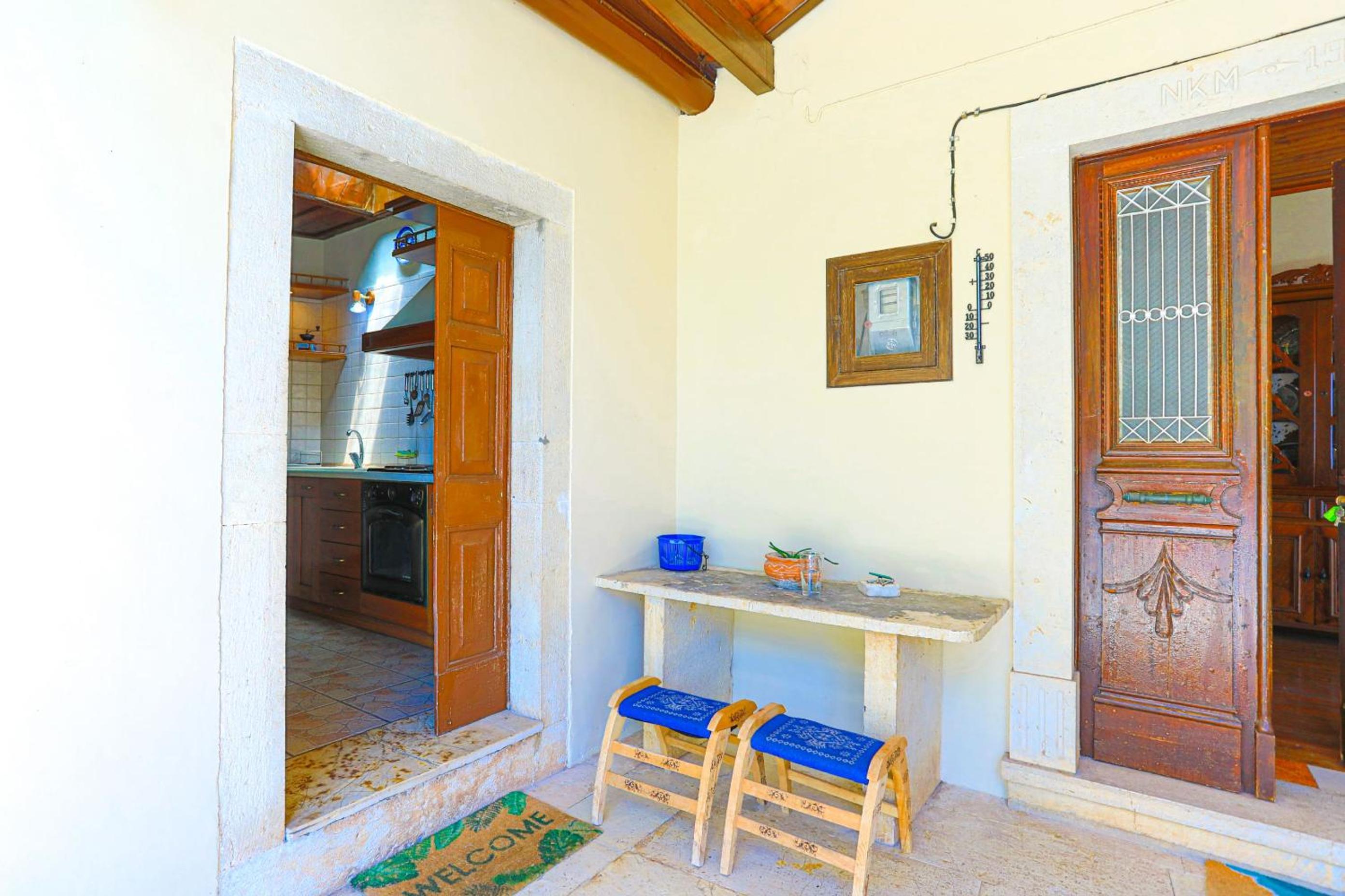 Old Stone House view 5