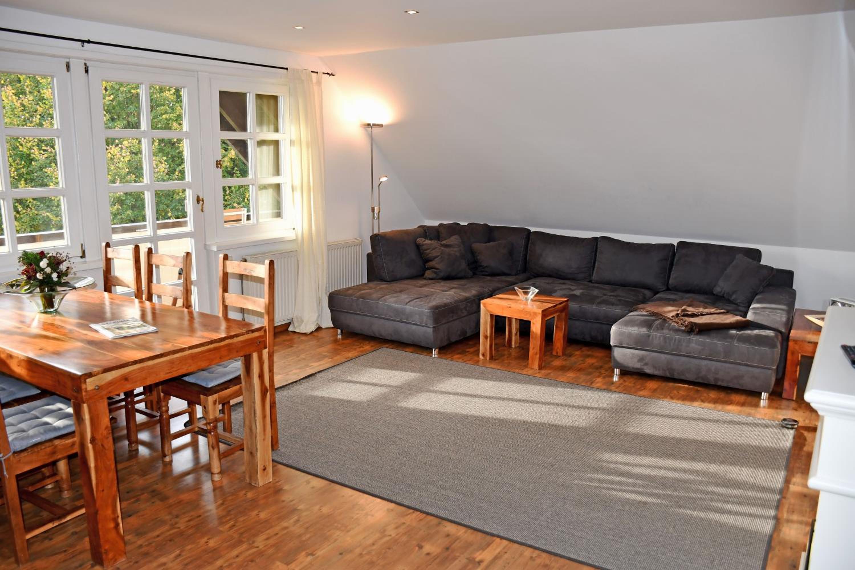 Reetdachfachwerkvilla am Wiesengrund