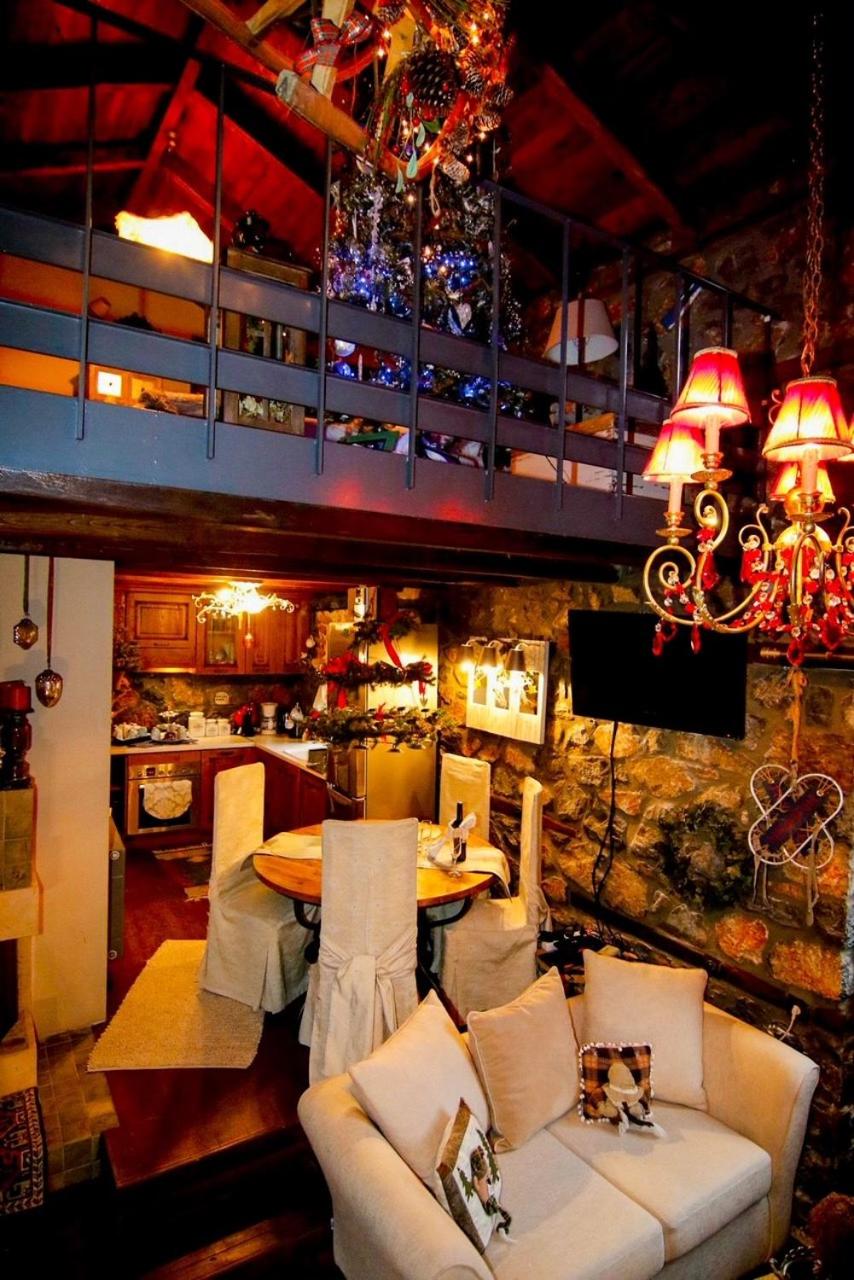 Charming 3-storey Loft with fireplace view 3