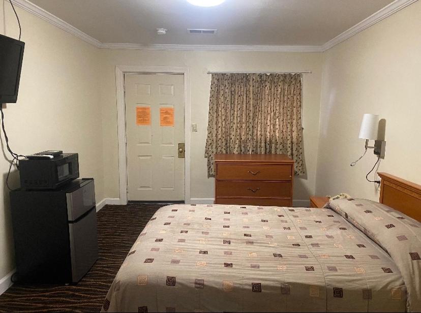 River Inn Motel view 4