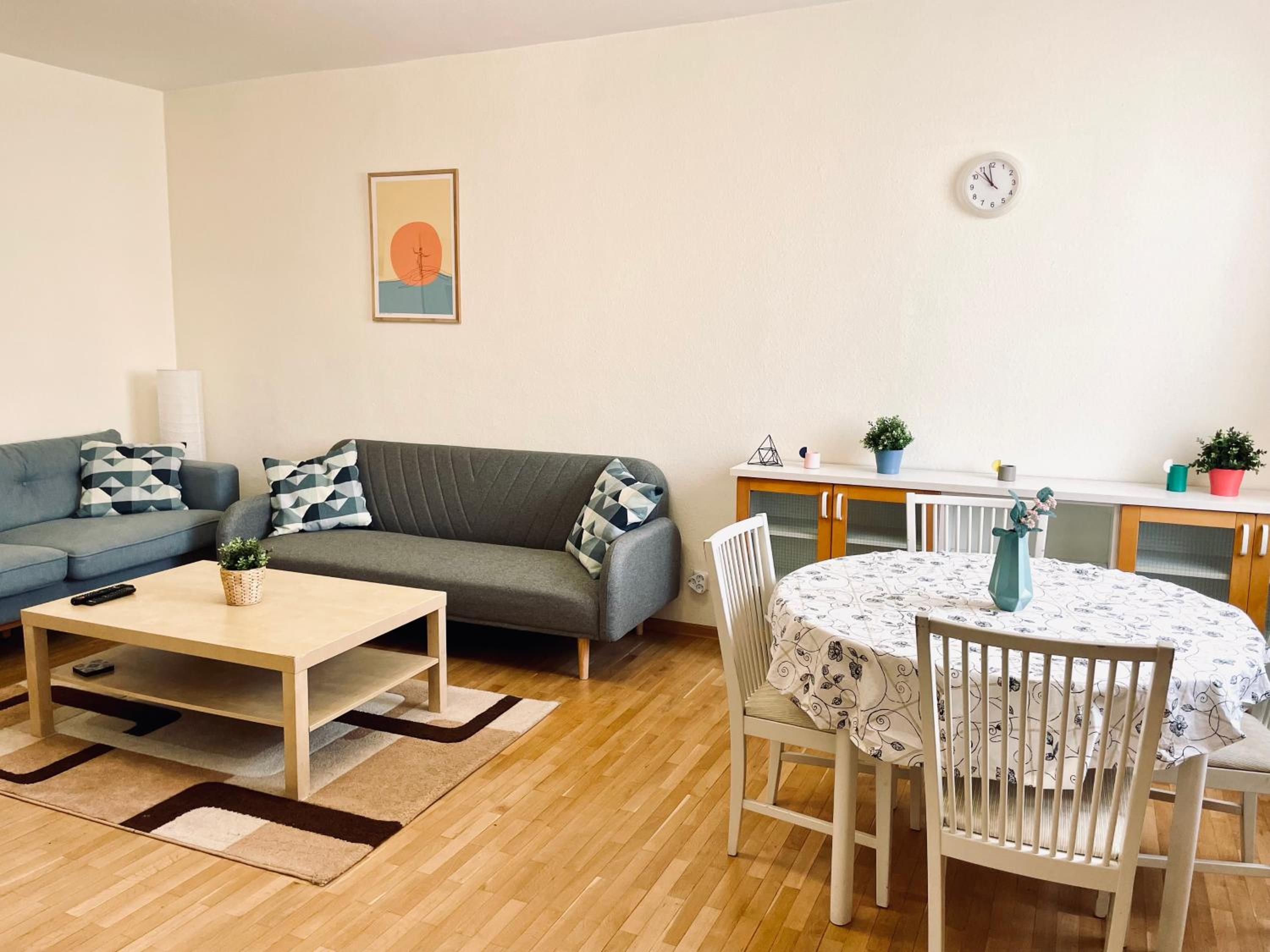 Bright & Spacious 2BD Flat with Balconies - Near Mall of Sofia by Flat Mаnager view 2