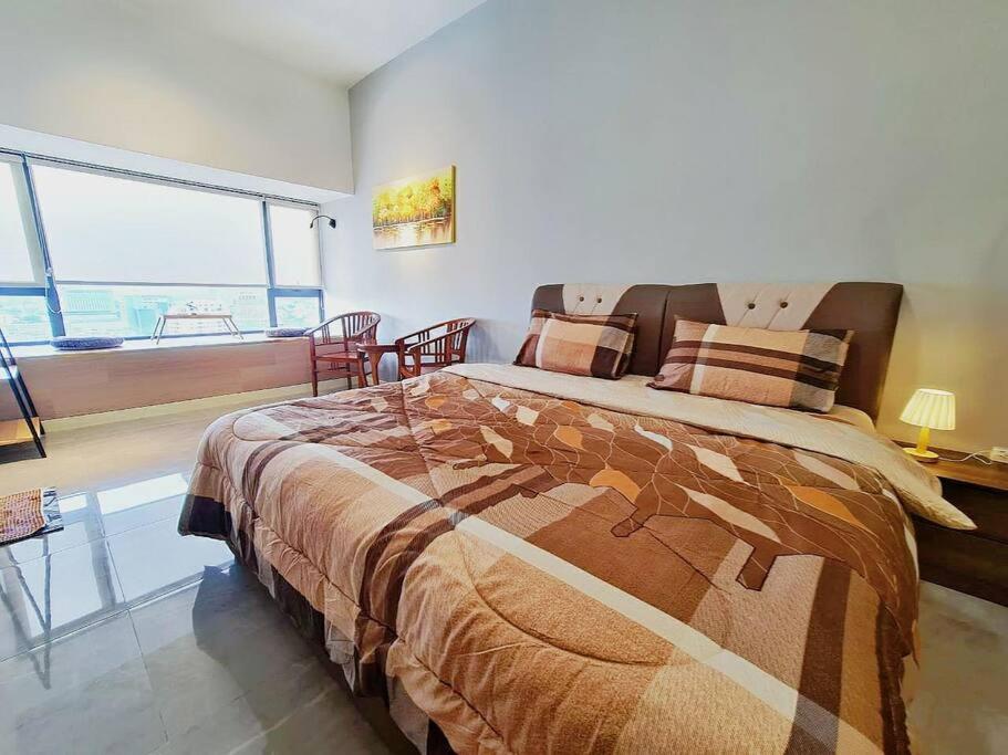 SeaView#Warmth#Netflix#PrivateBathtub#SeaSideLuxuryCondo#ImperioResidence