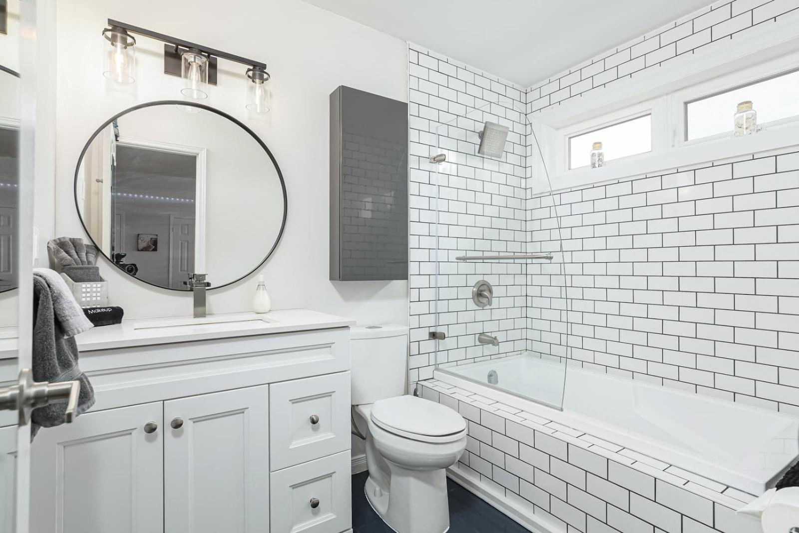Stunning Townhouse - 3 BDRM Blue Mountain Village Sauna!