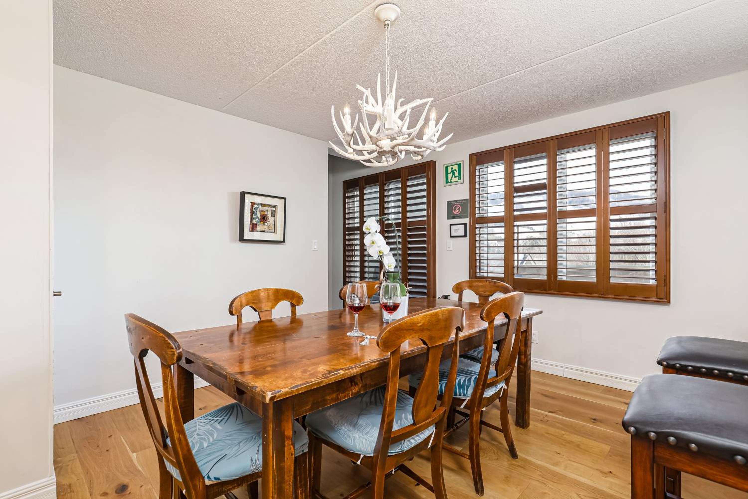 Stunning Townhouse - 3 BDRM Blue Mountain Village Sauna!