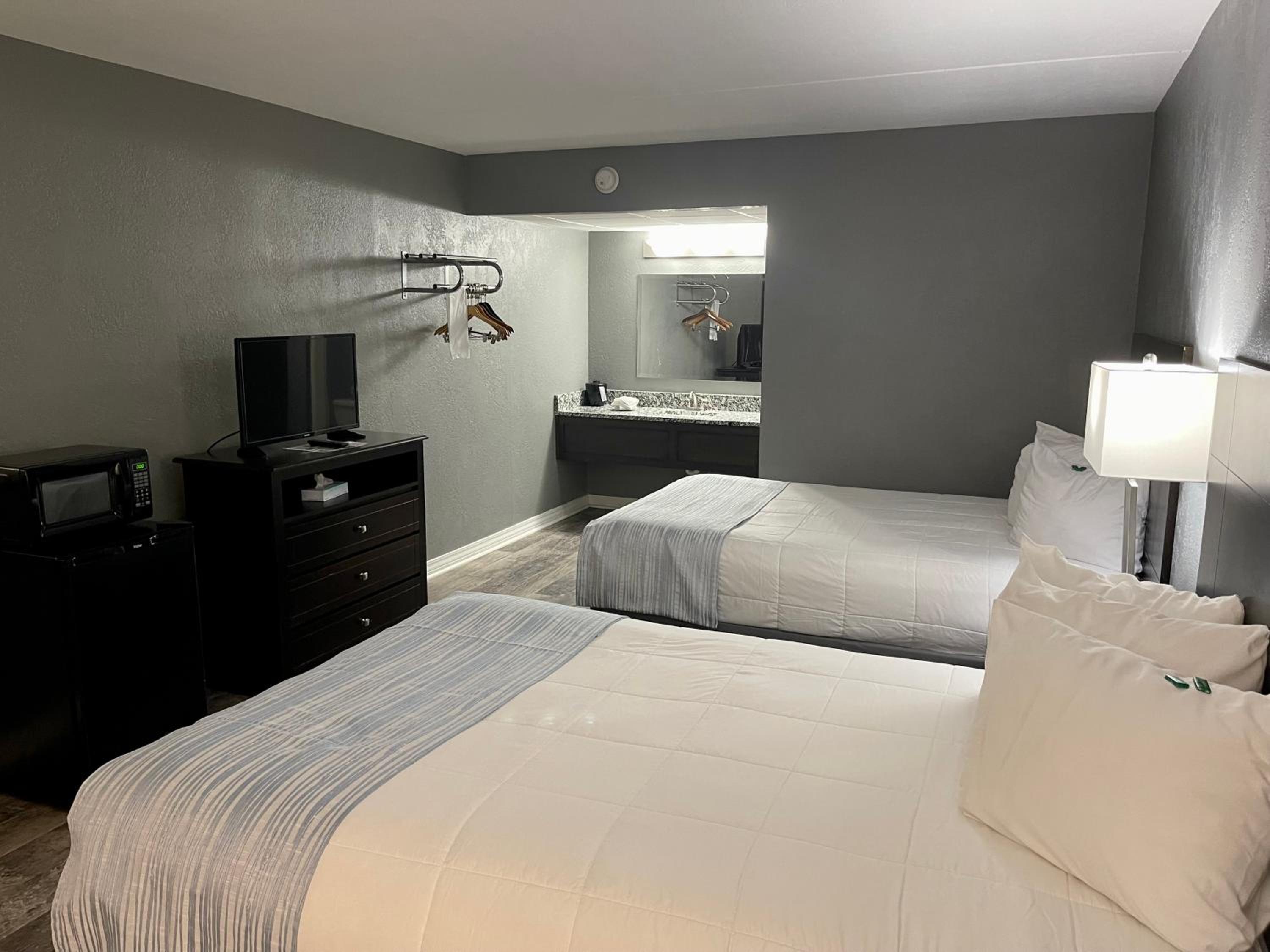 Las Vegas Vacations - Lake Norfork Resort - Property Image 11