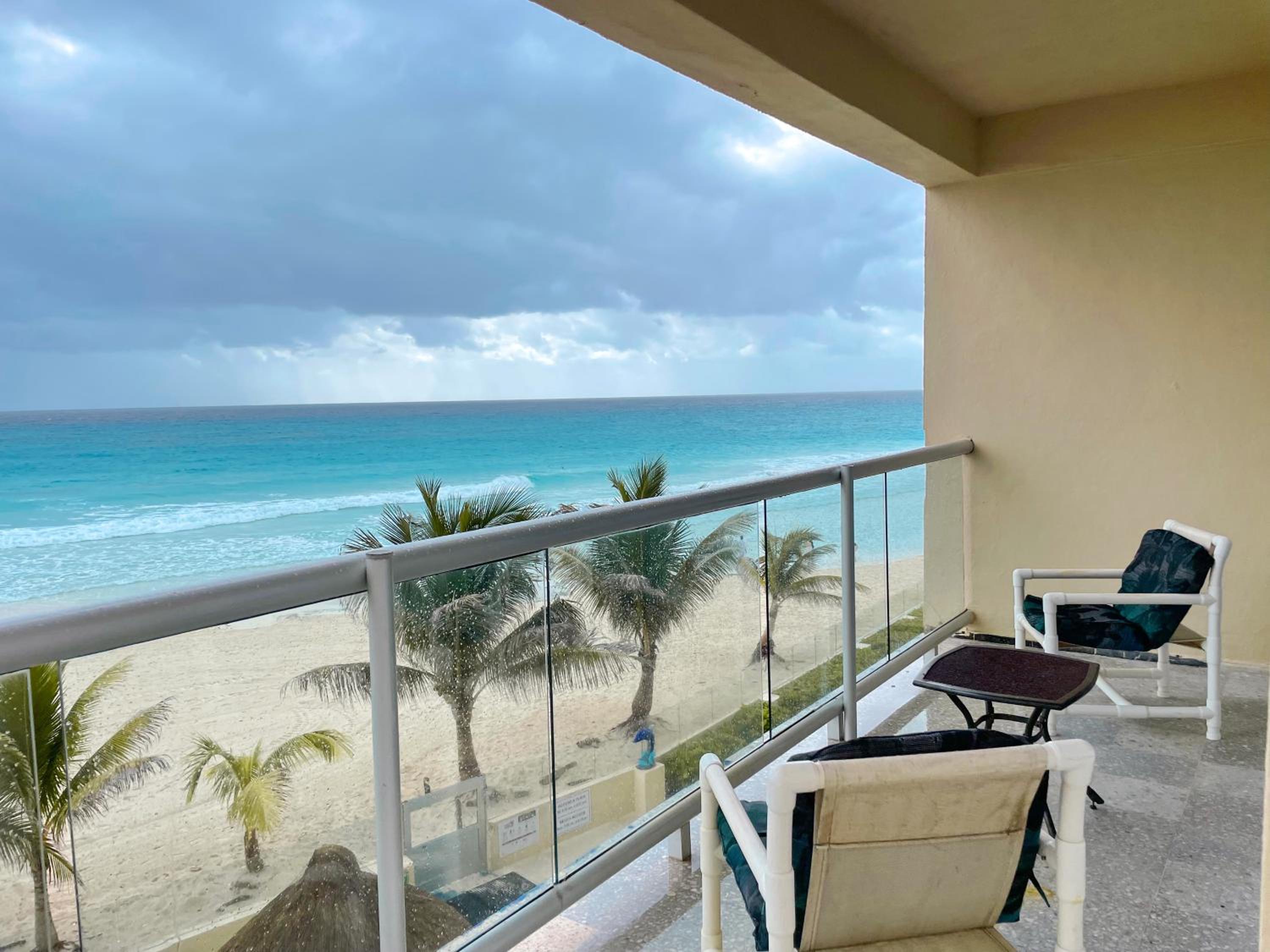 Luxury Caribbean Condos By Salvia Cancun BeachFront