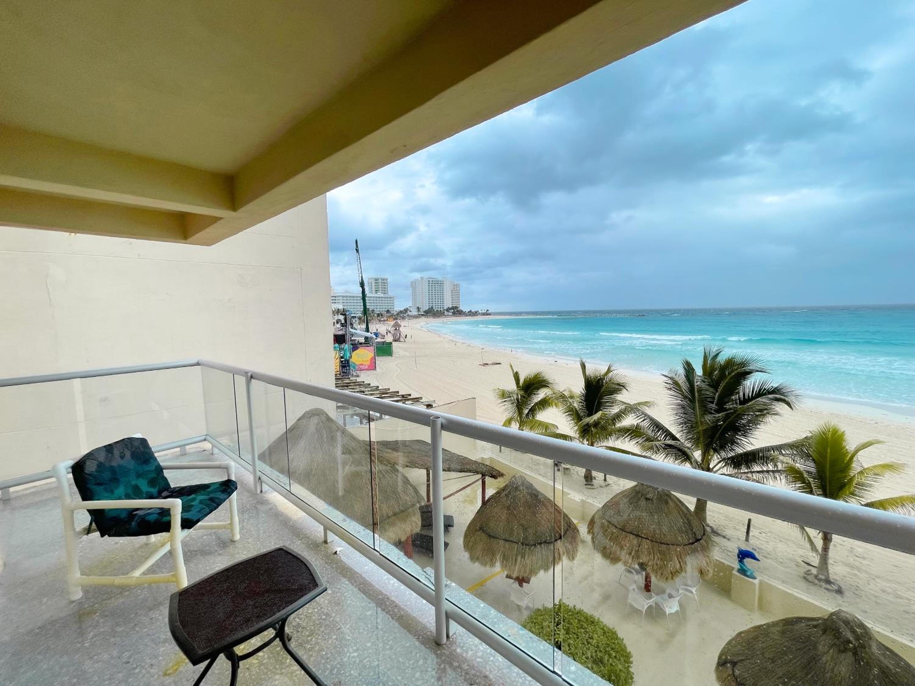 Luxury Caribbean Condos By Salvia Cancun BeachFront