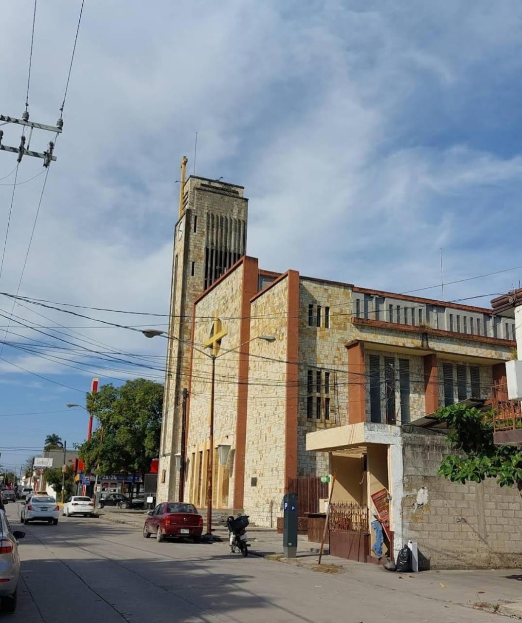 Doña Adelina House