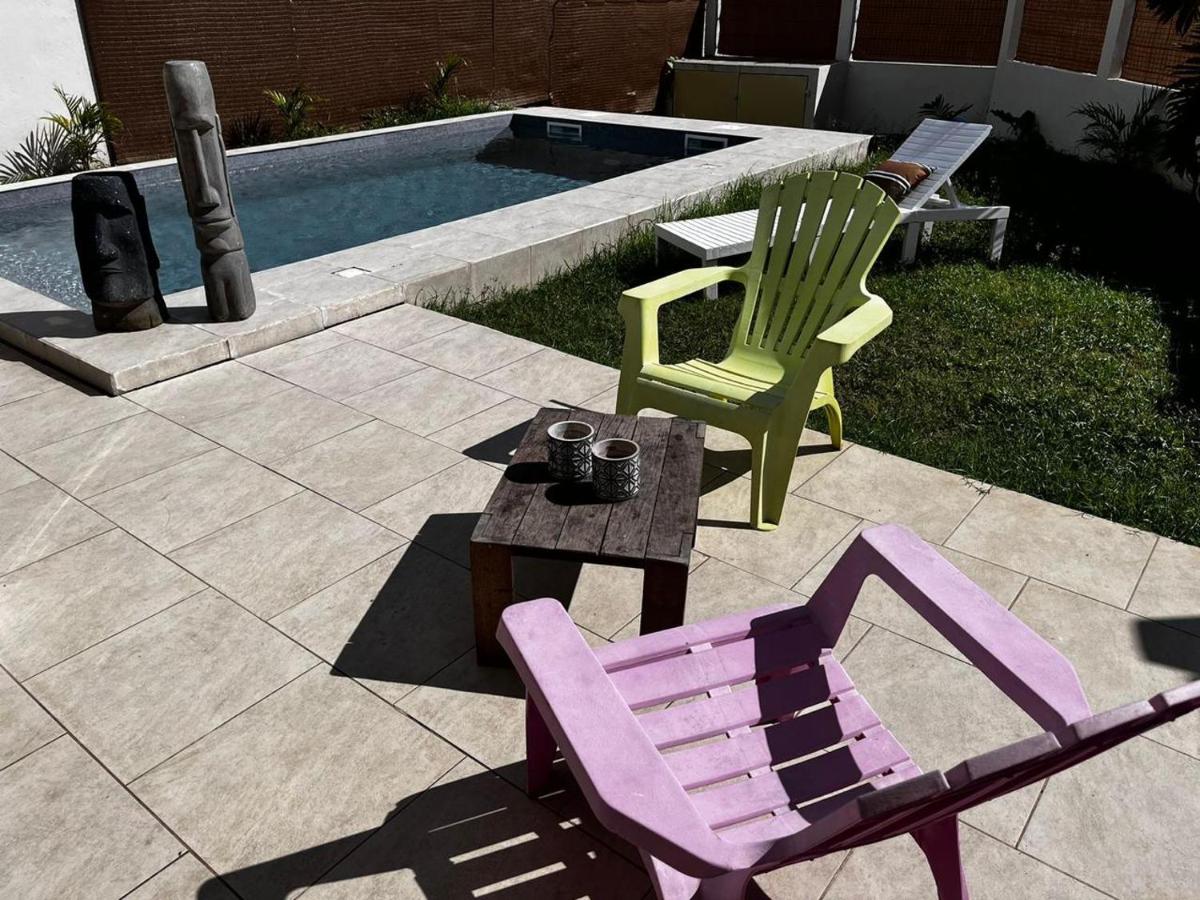 Villa Emilie bord de plage avec piscine view 4
