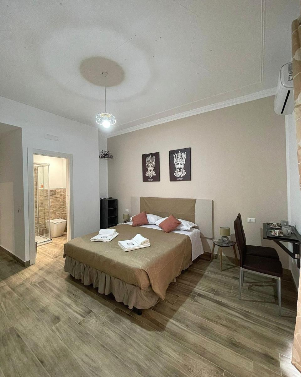 A boné Guest house en Catania — hotel room