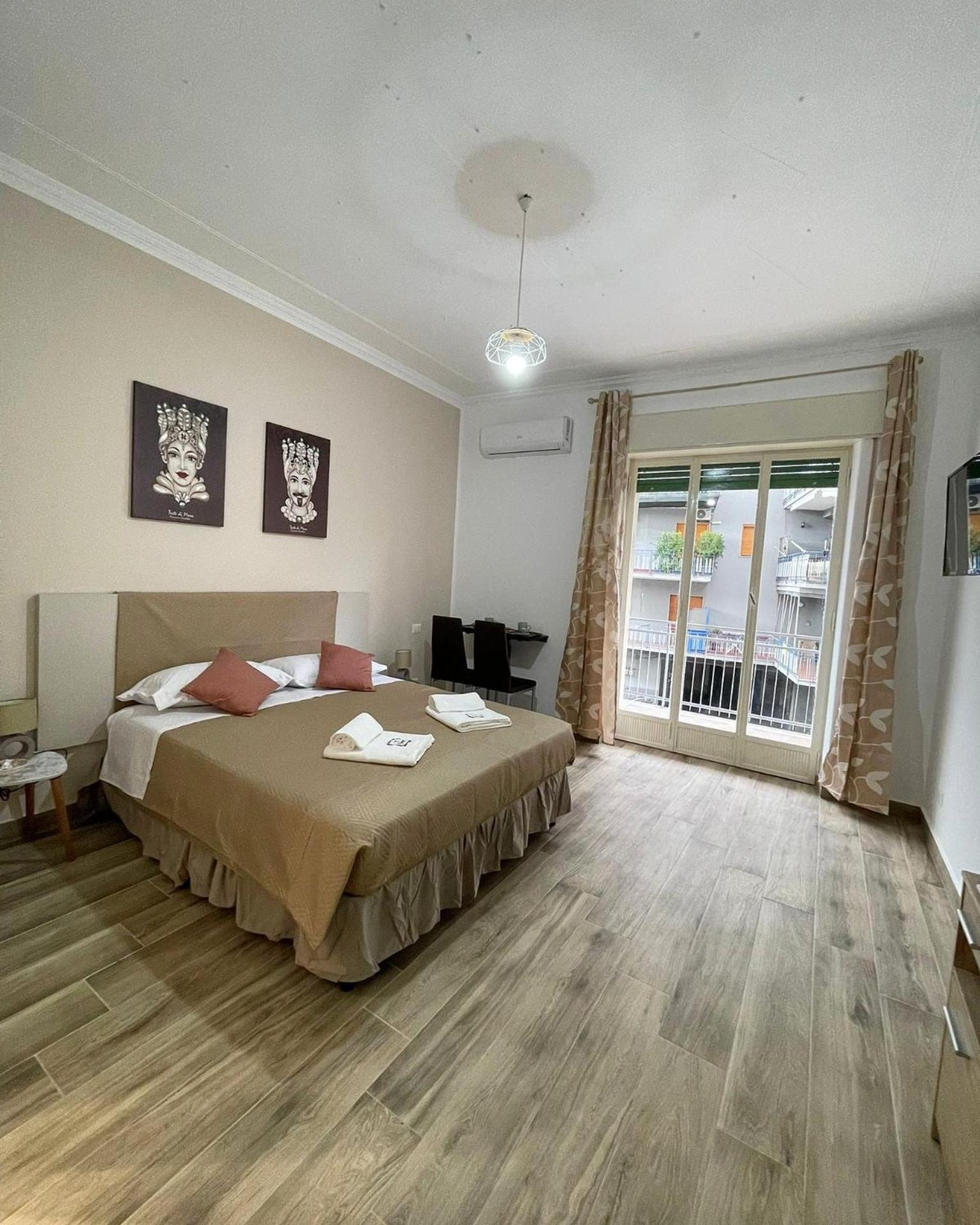 A boné Guest house en Catania — hotel room