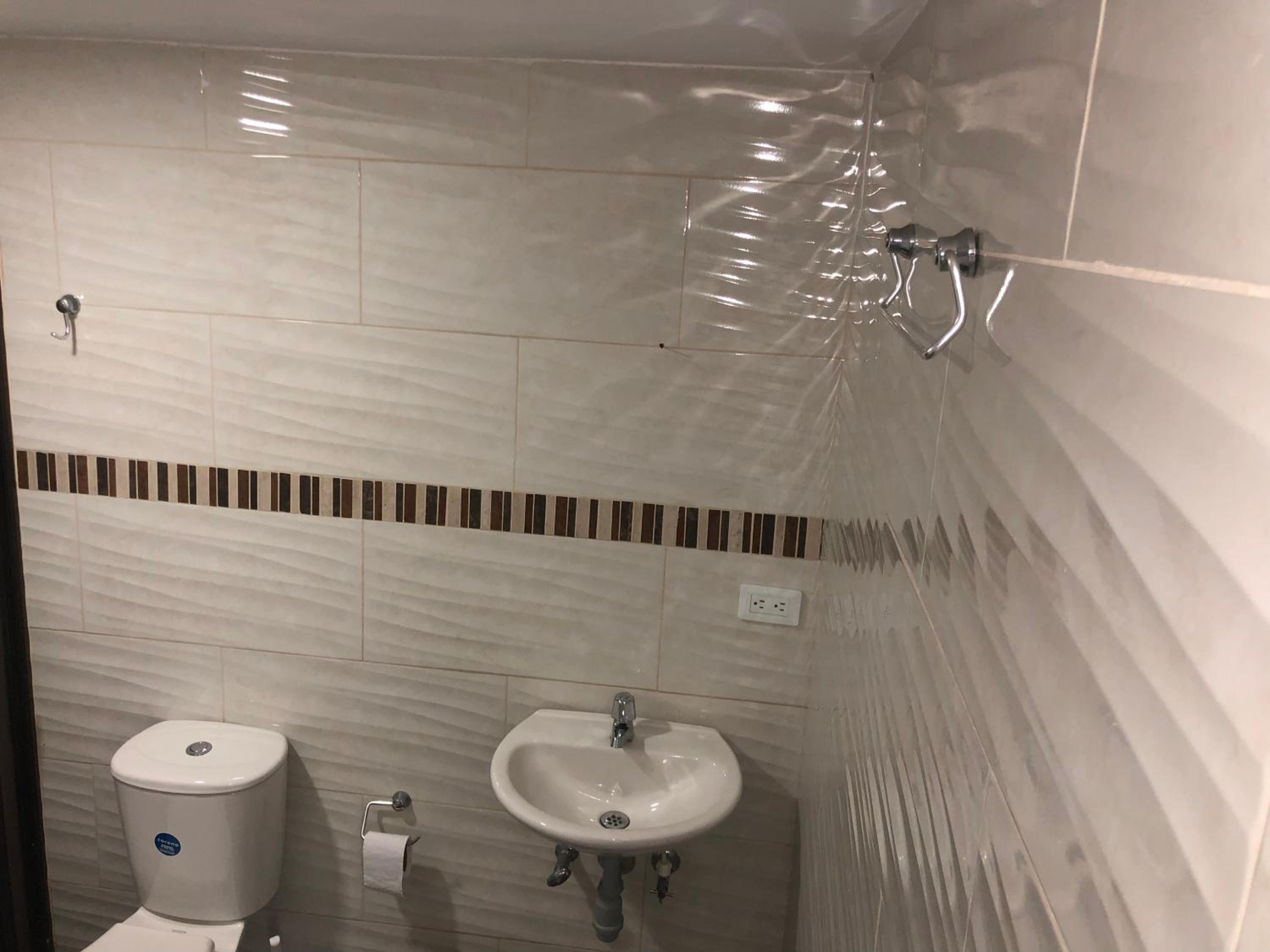 Céntrico apartamento y bien ubicado en laureles 202