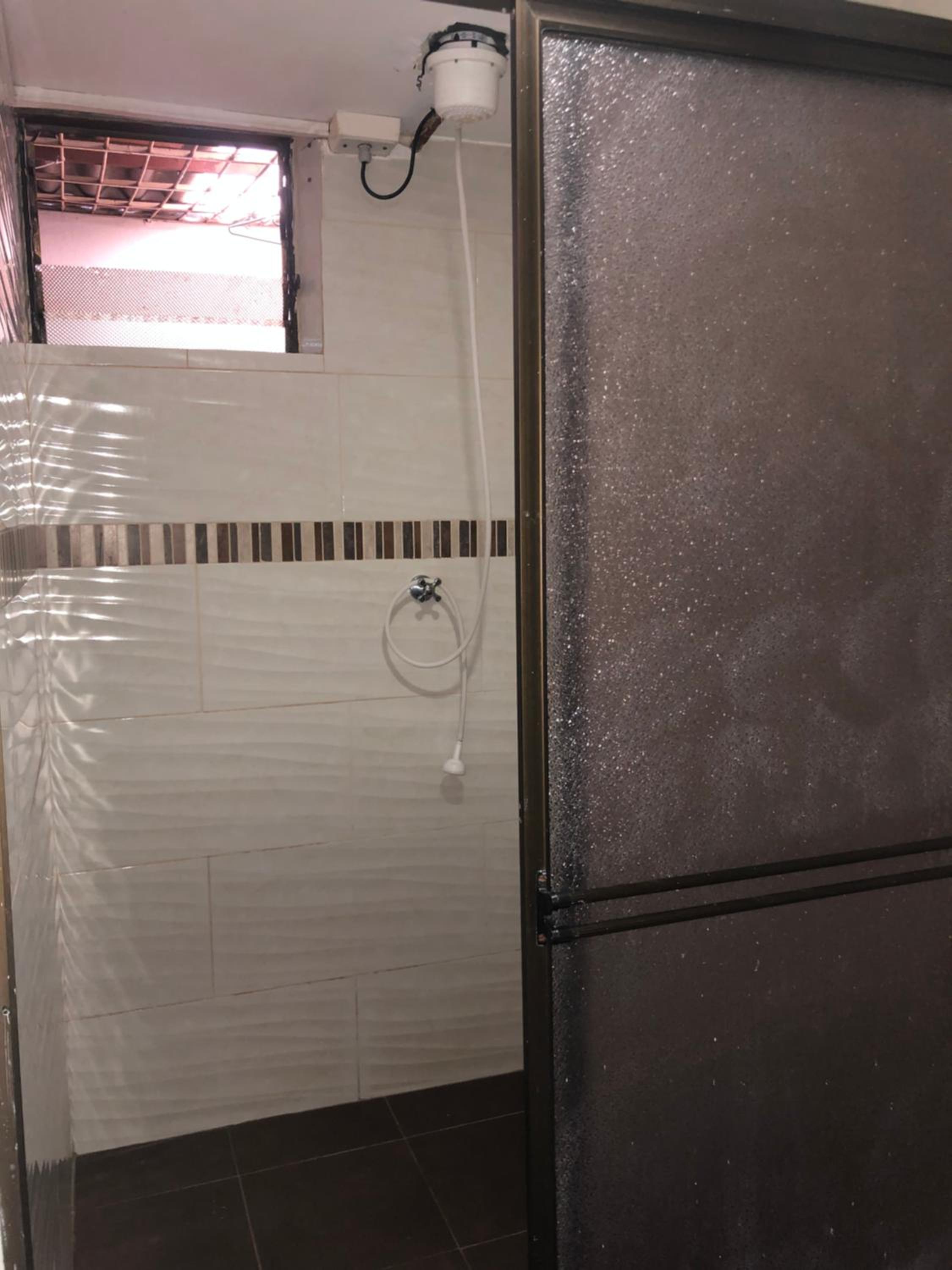 Céntrico apartamento y bien ubicado en laureles 202