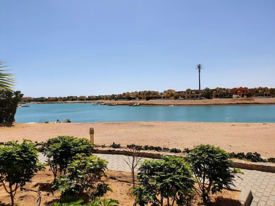 Brand New Waterfront Sabina Ground Floor Home