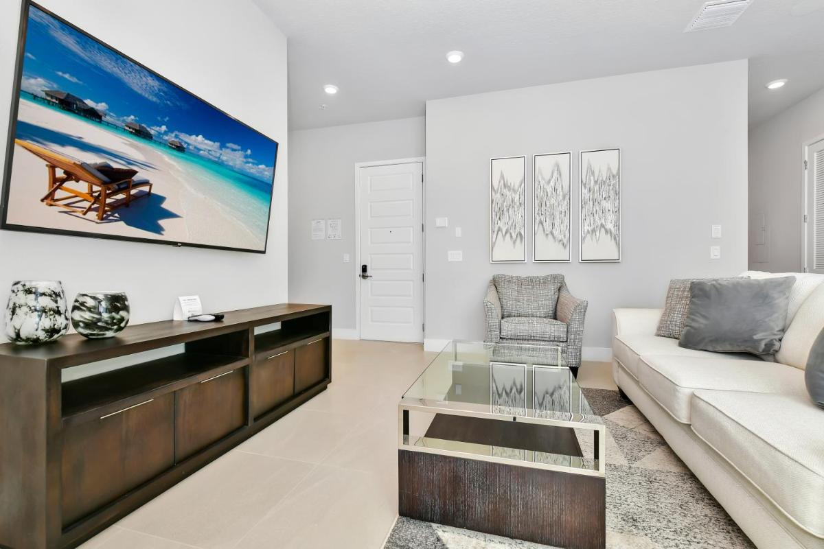 Cozy Condo near Disney w/ Hotel Amenities - 7740 - 3 - 114 view 5