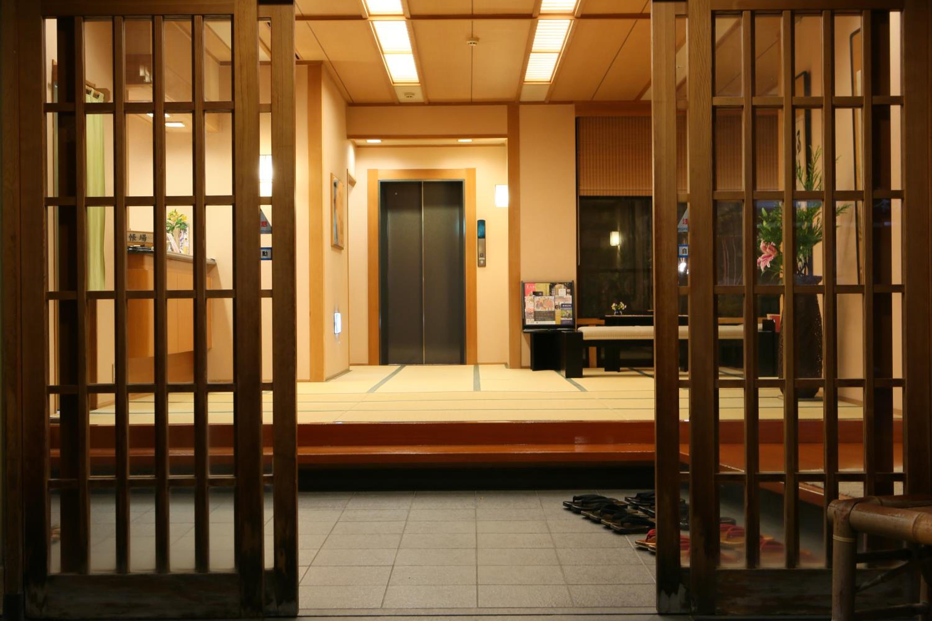 Photo 32