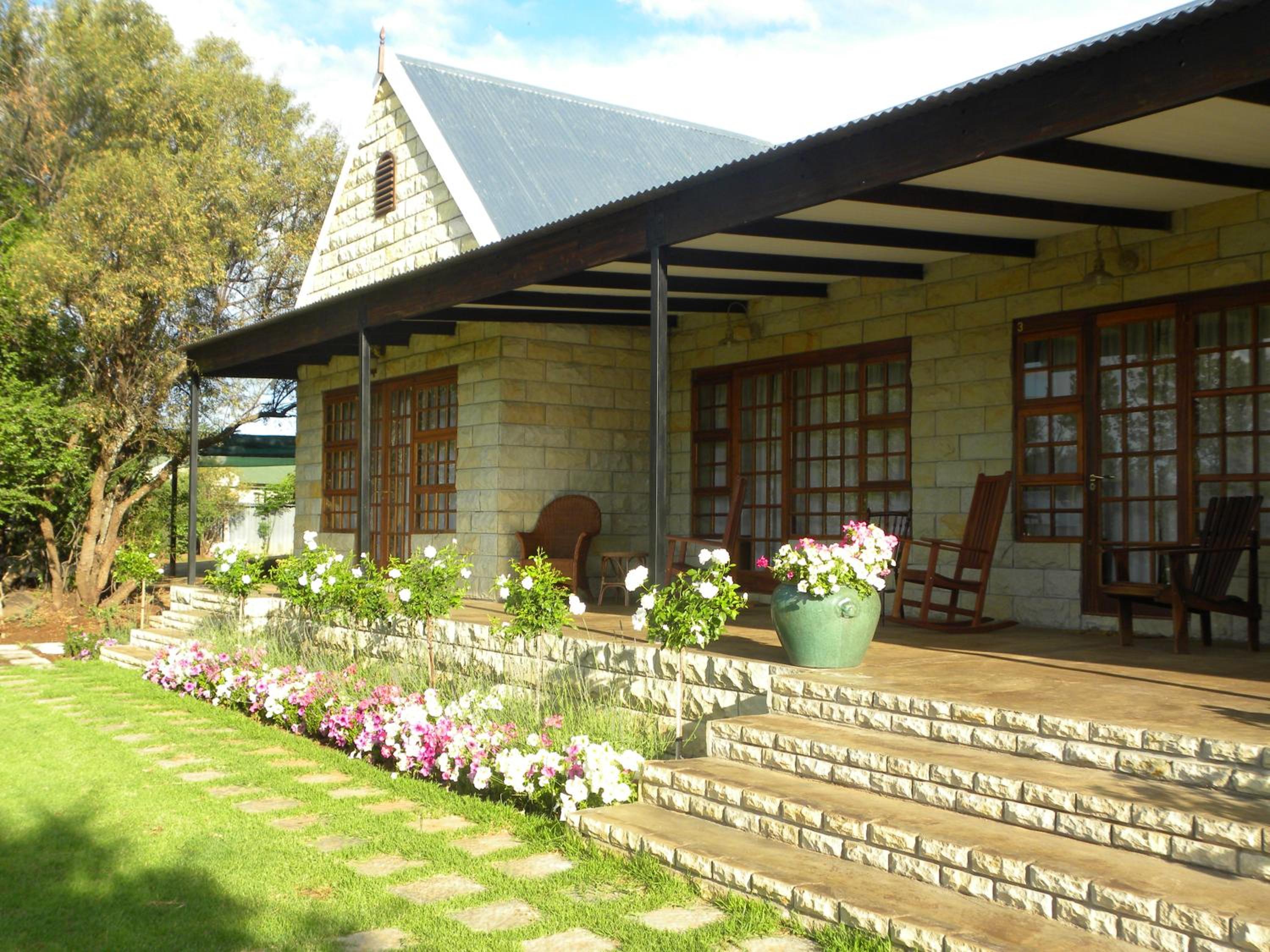 Olive Hill Country Lodge view 3