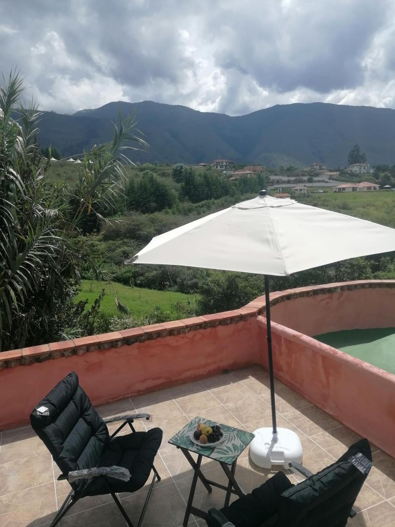 Casa unica agradable de campo con boveda