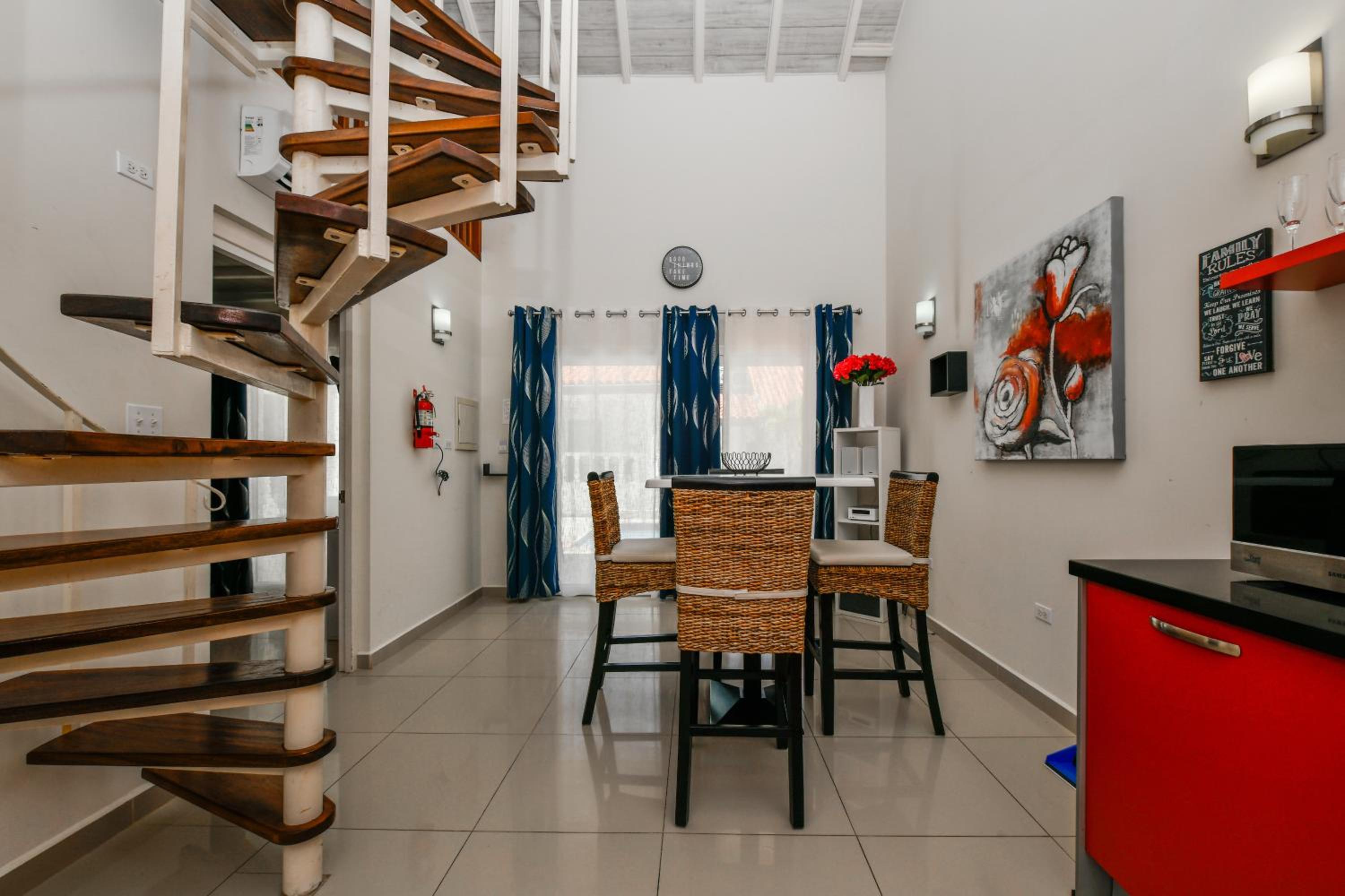 Boutique Hotel Swiss Paradise Aruba Villas and Suites
