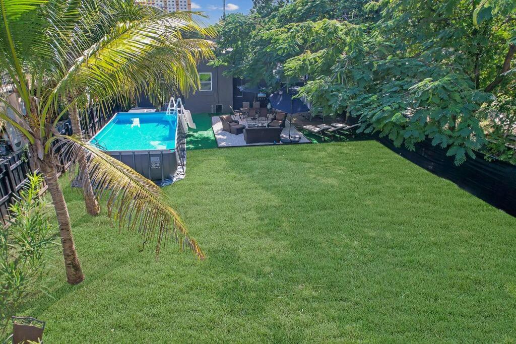 River House 4BR, Pool, bbq, big yard