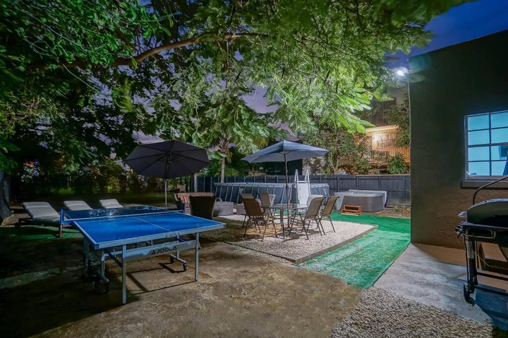 River House 4BR, Pool, bbq, big yard