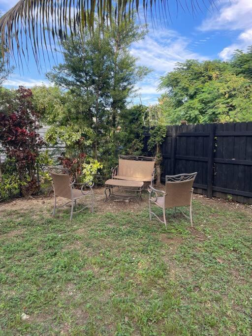 River House 4BR, Pool, bbq, big yard