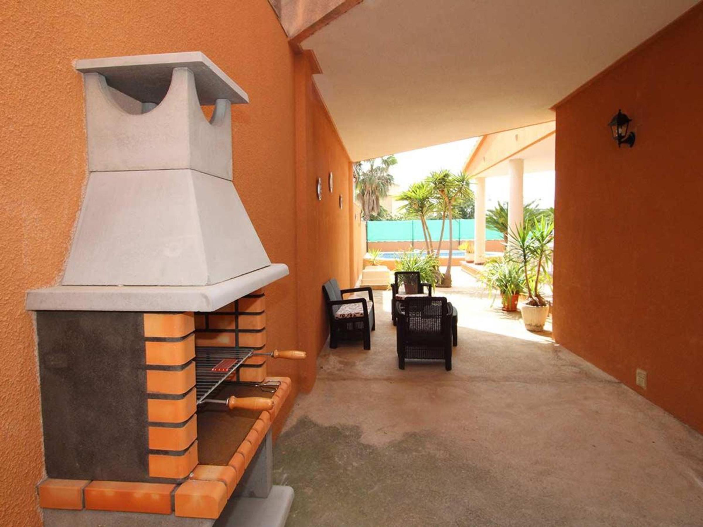 **Casa con piscina, cerca del mar, wifi gratis, aire opcional, mascotas bienvenidas, playa para perros** - ES-184-27 photo 3
