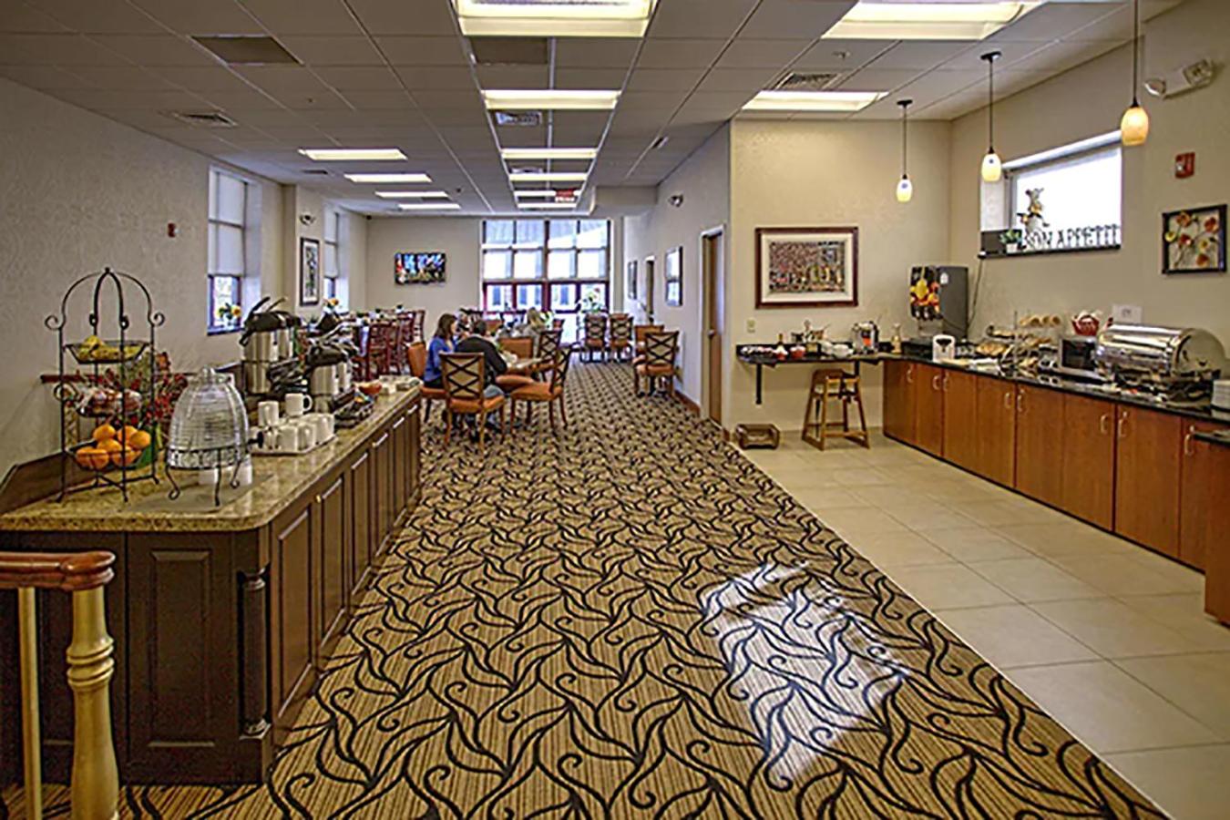 The Hotel Warner - Property Image 2