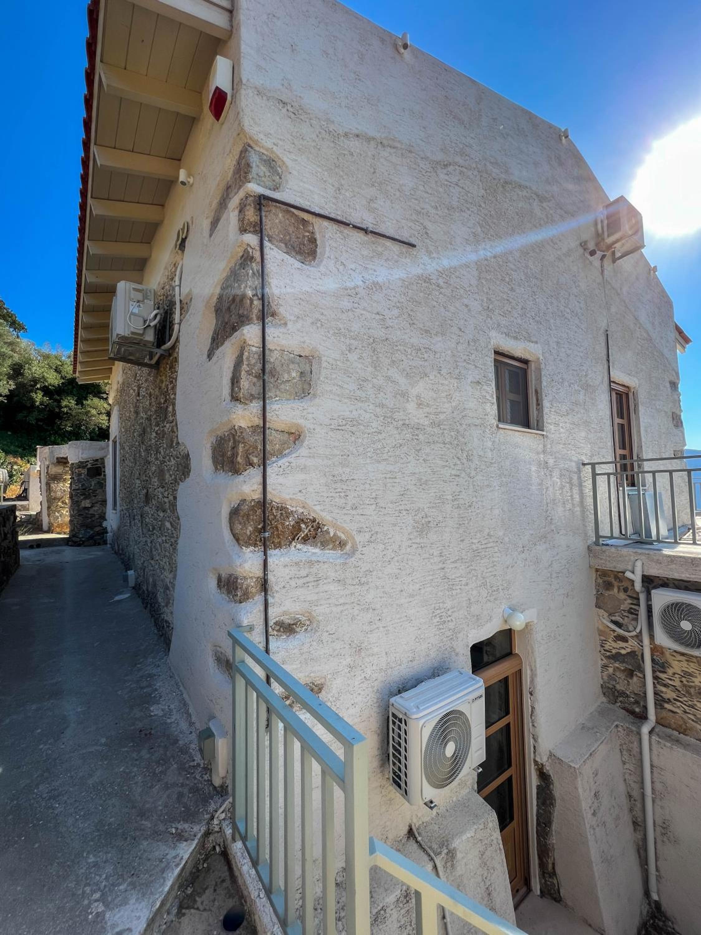 Photo 57